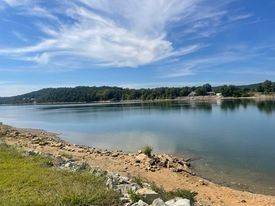 Clifton, TN 38425,510 Riverfront Dr