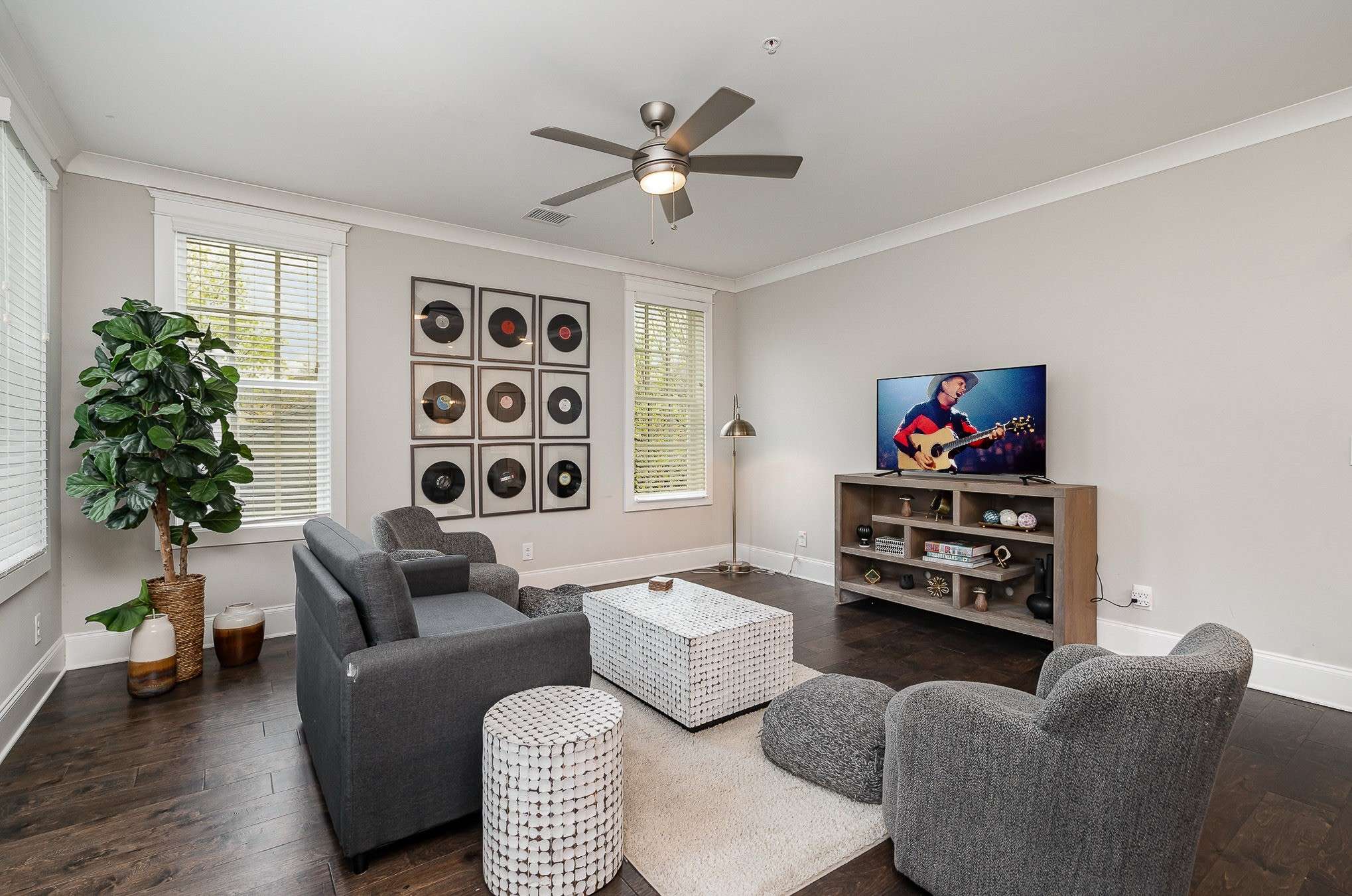 Nashville, TN 37203,3100 Belwood St #201