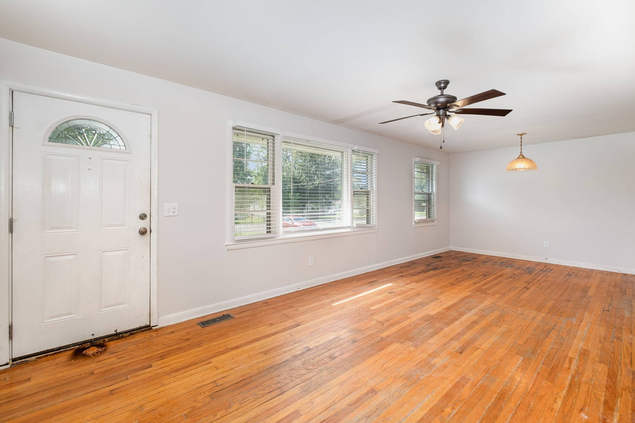 Shelbyville, TN 37160,1507 Wilson St