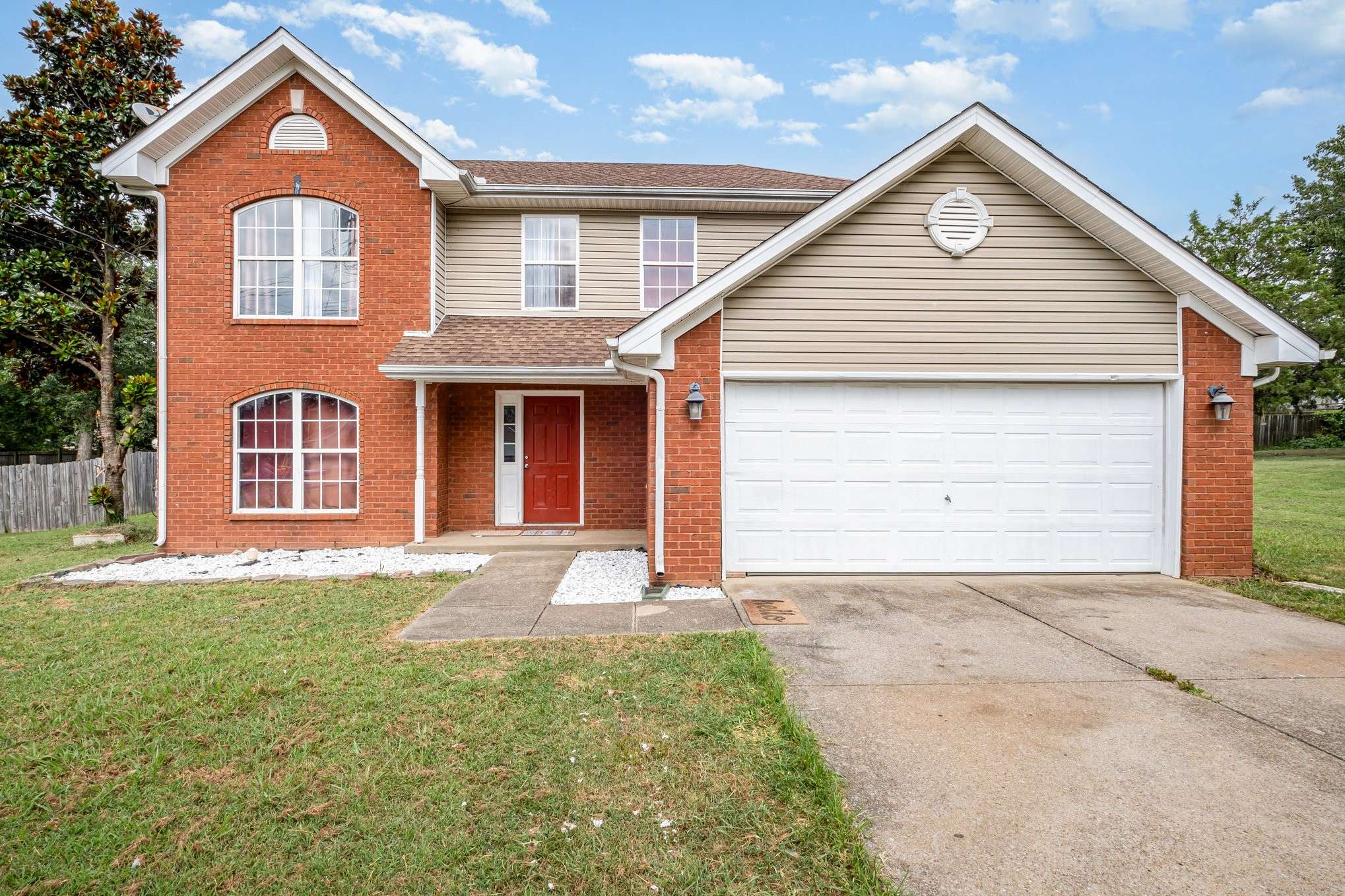 La Vergne, TN 37086,1529 Waxman Dr