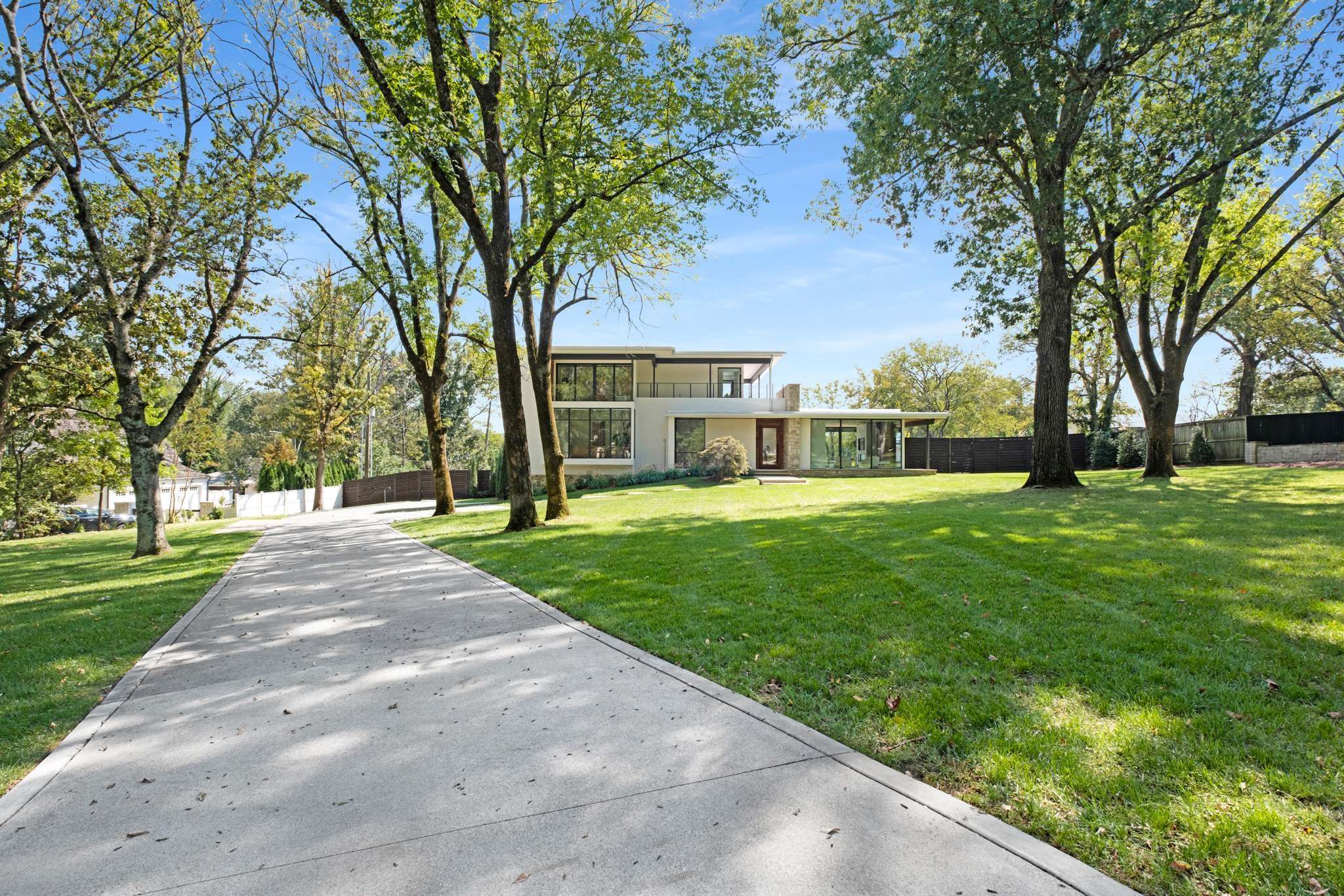 Nashville, TN 37205,6133 Robin Hill Rd