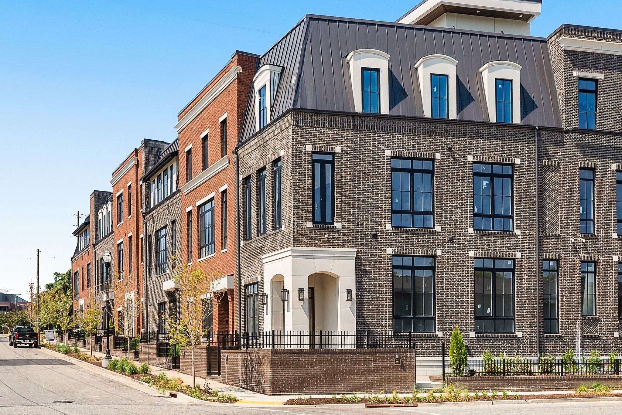 Nashville, TN 37208,1601 4th Ave #N