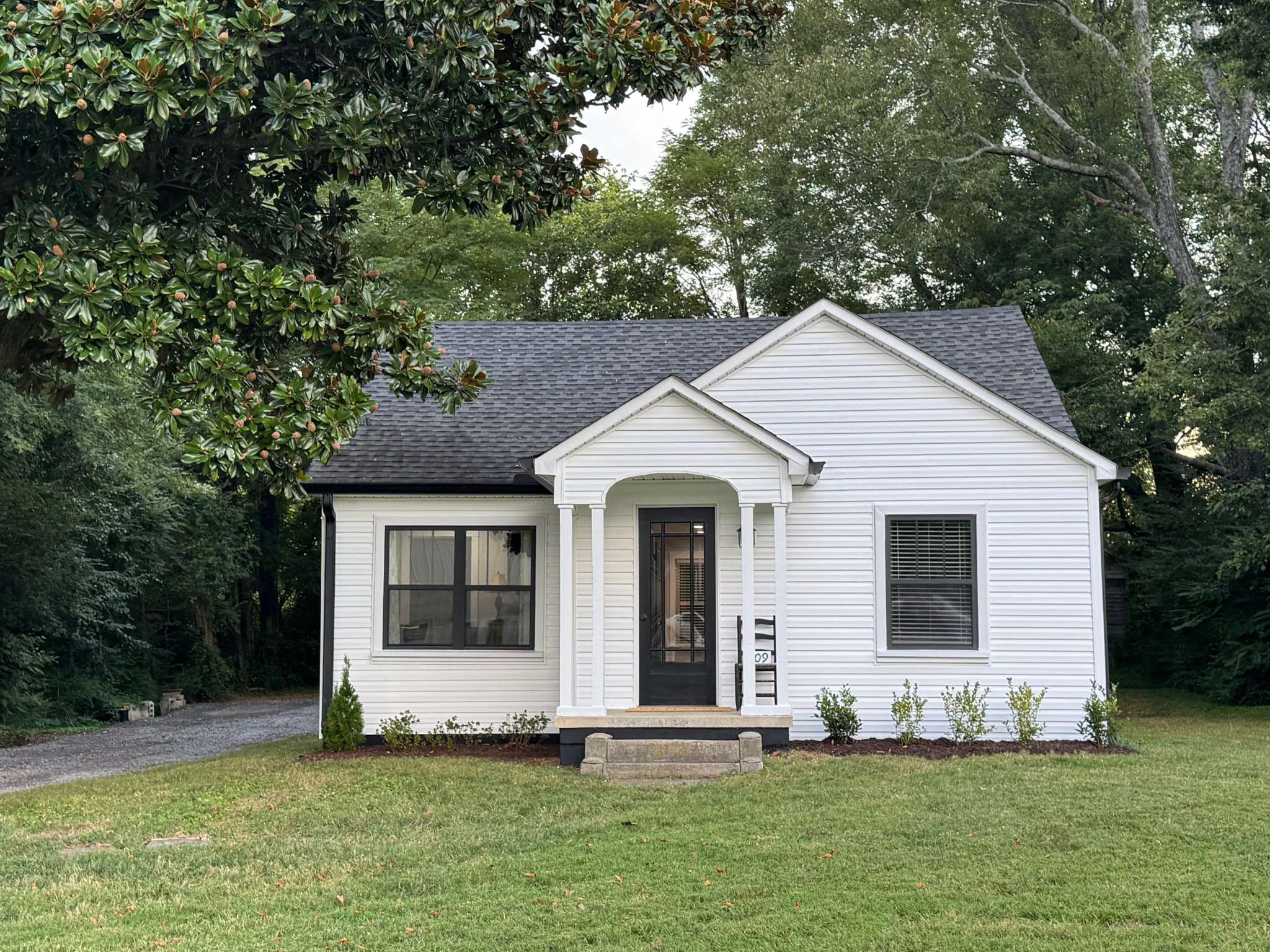 Smithville, TN 37166,109 Wilson St