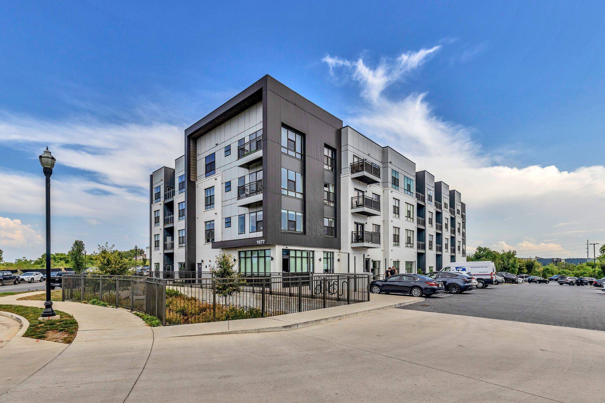 Nashville, TN 37209,1677 54th Ave #N #218