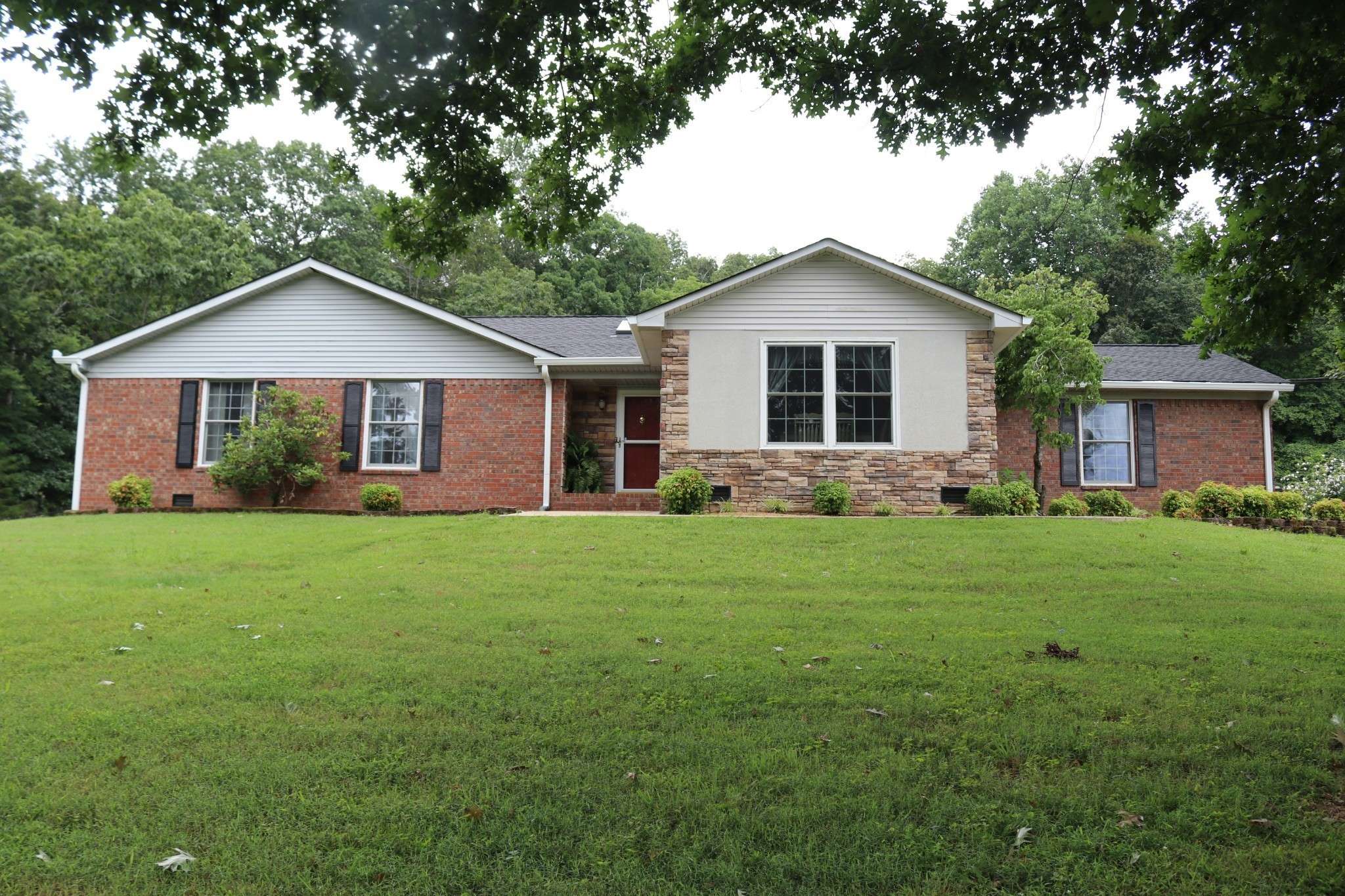 Columbia, TN 38401,2079 Rock Springs Rd