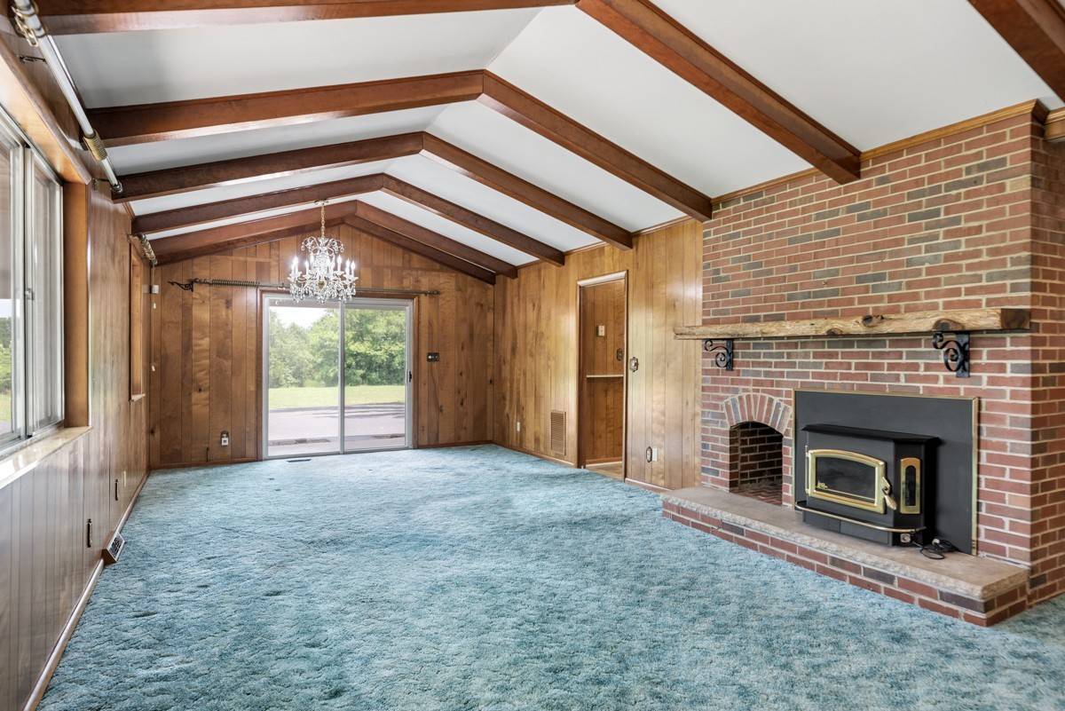 Gallatin, TN 37066,1386 Long Hollow Pike