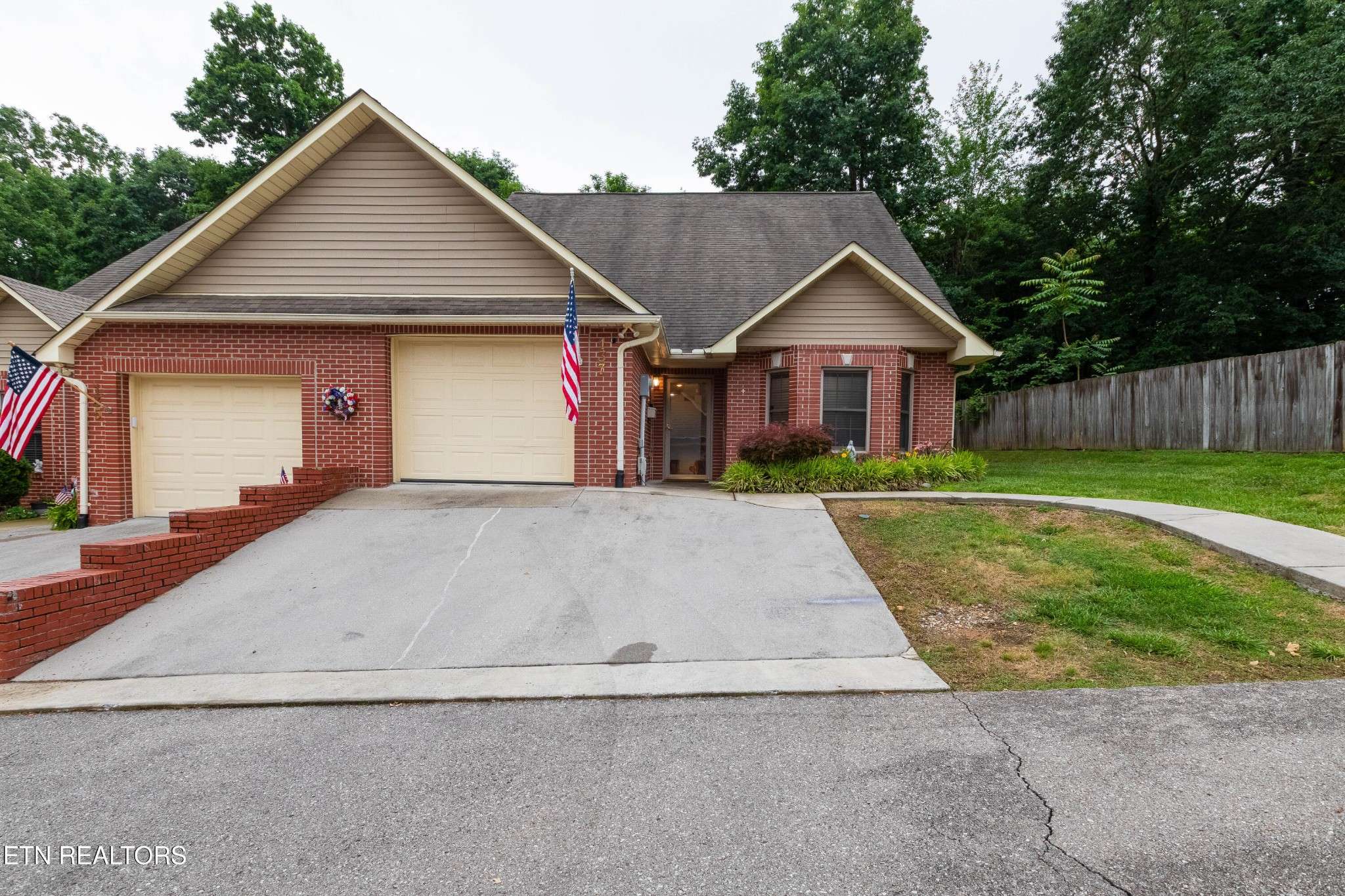 Lenoir City, TN 37771,137 Pinewood Drive