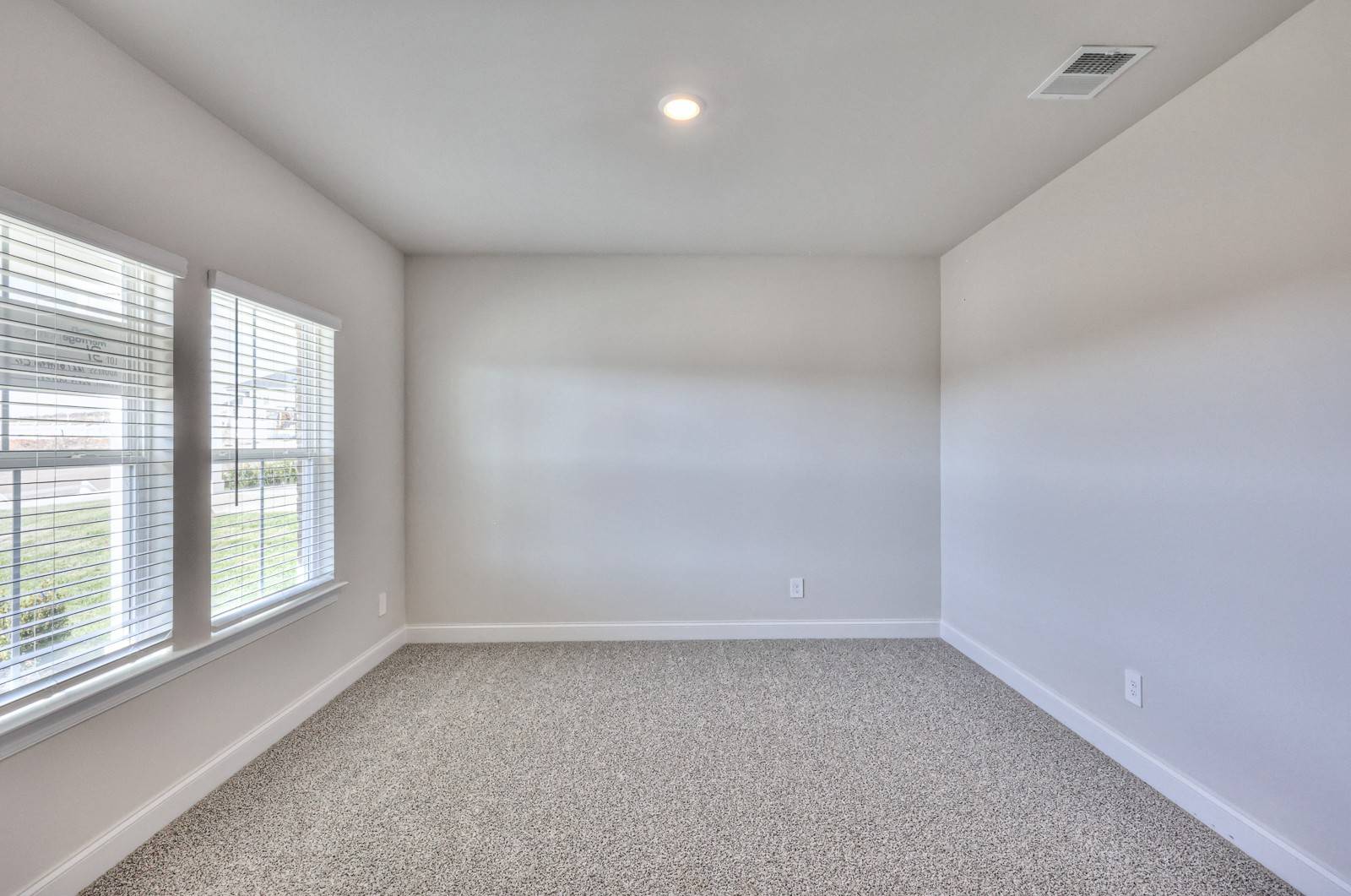 Clarksville, TN 37043,1094 Bluffton Cir