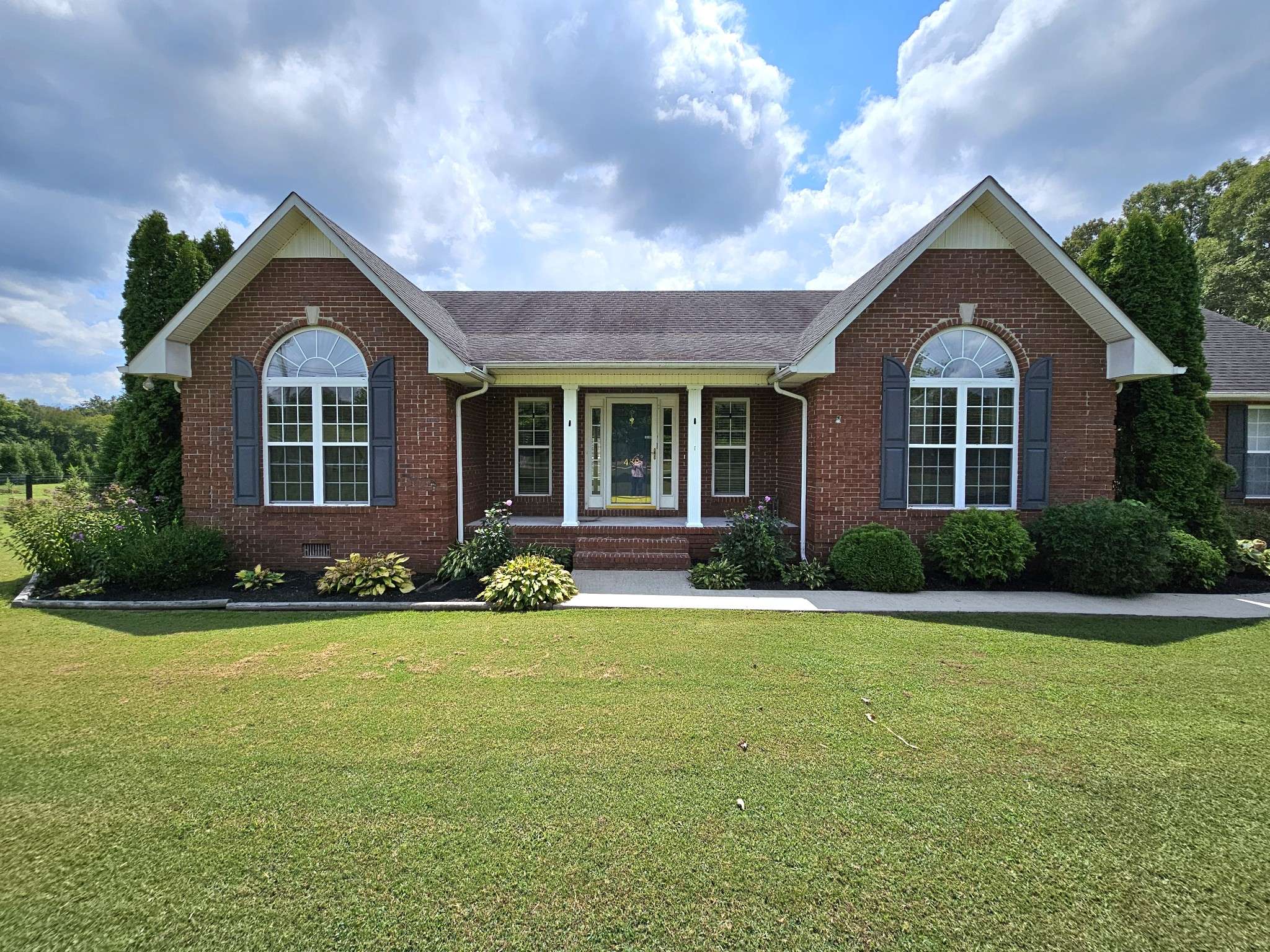 Manchester, TN 37355,482 Old Seminary Rd