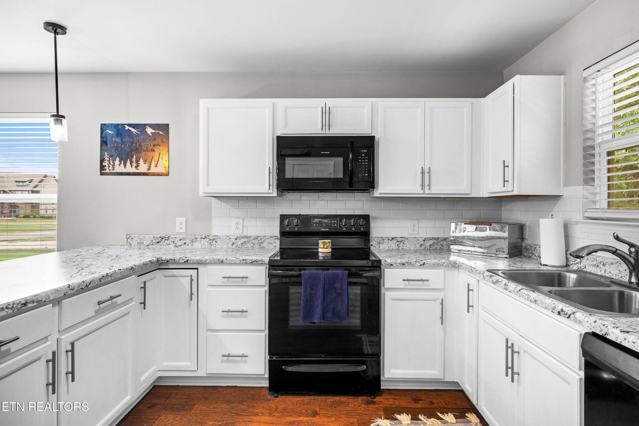 Maryville, TN 37801,712 Sandpiper St