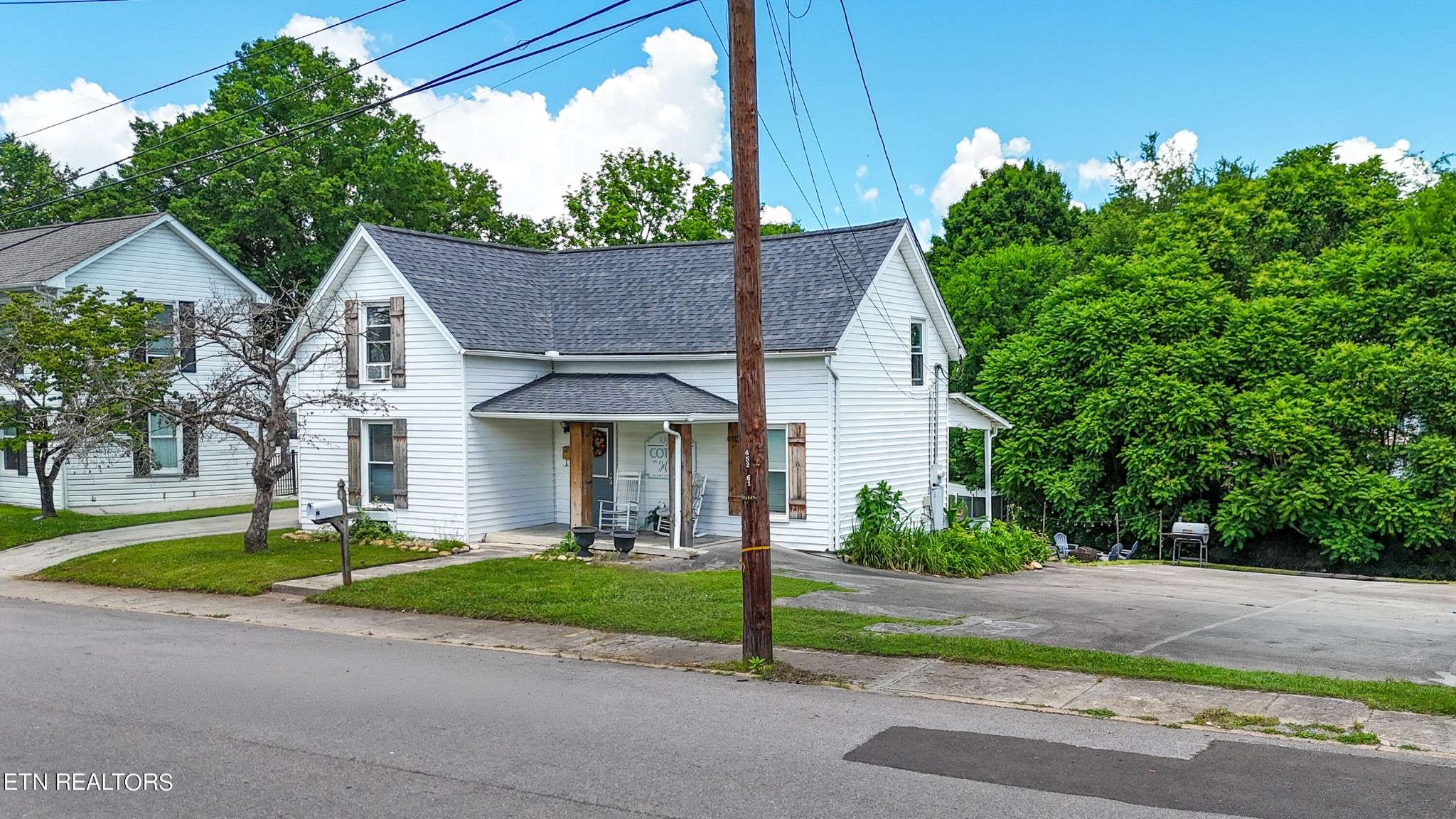 Jefferson City, TN 37760,714 E Jefferson St