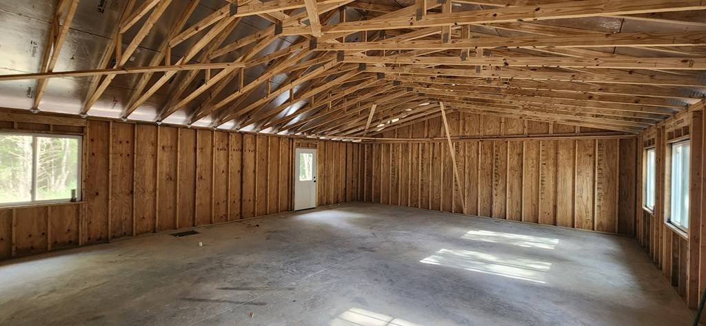 Spencer, TN 38585,6 Grandview Bluff Rd