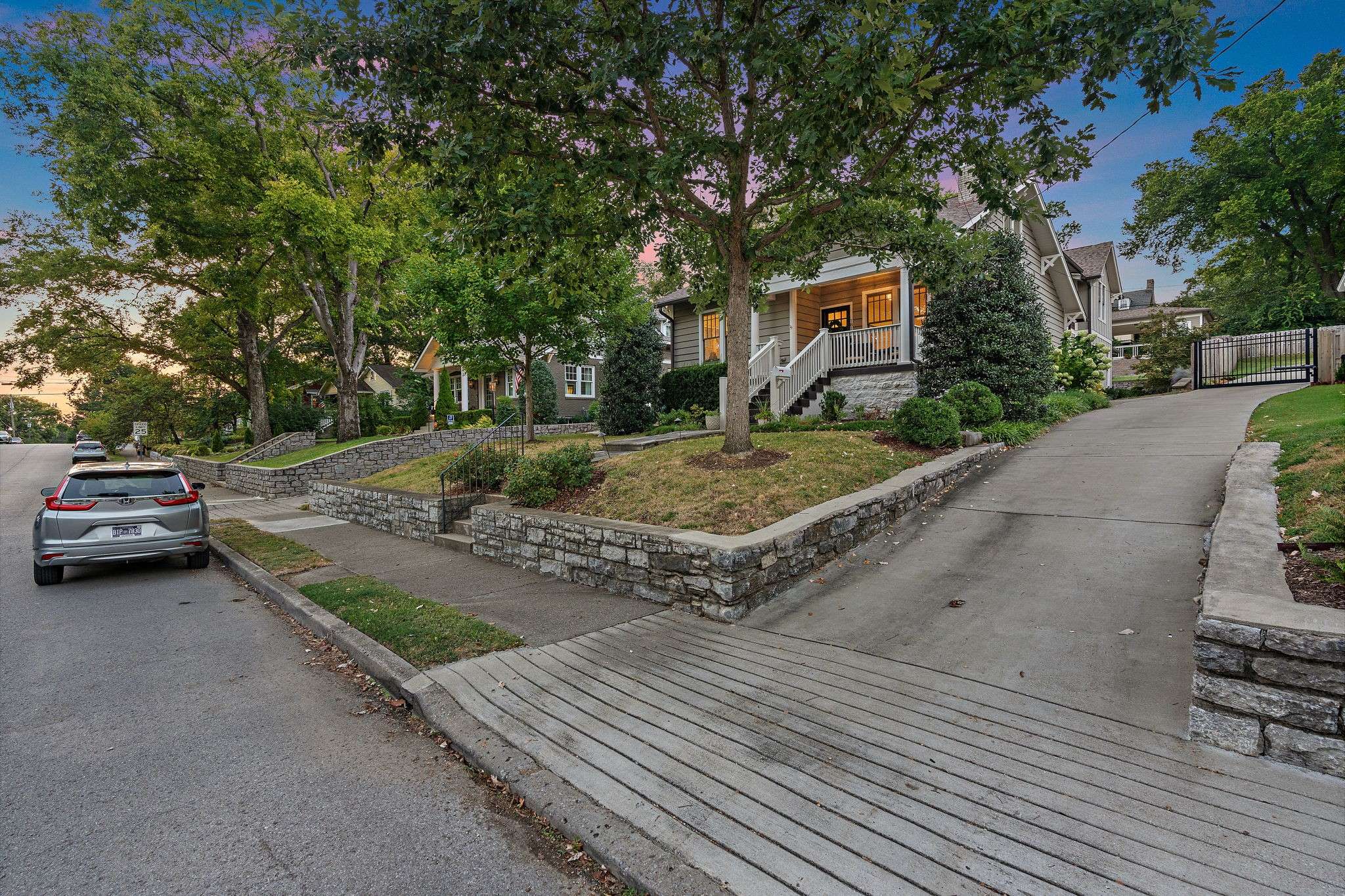 Nashville, TN 37212,1812 Beechwood Ave