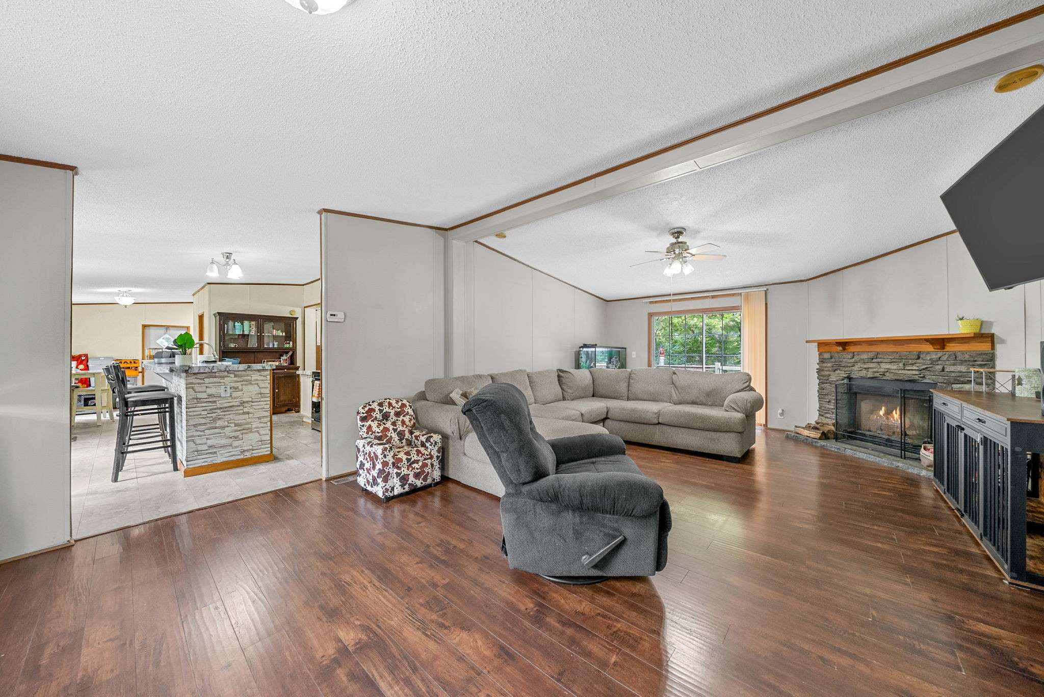 Big Rock, TN 37023,242 Barn Circle Rd