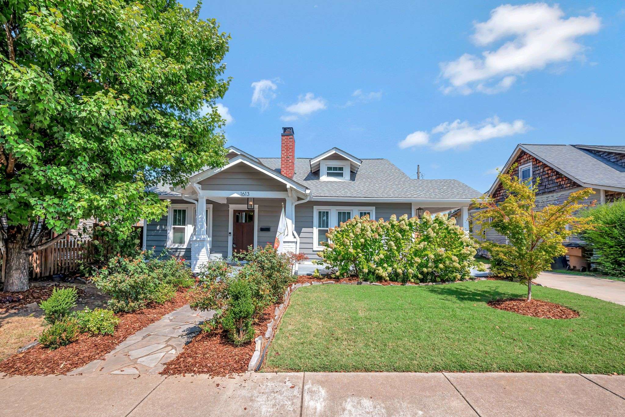 Nashville, TN 37206,1613 Holly St