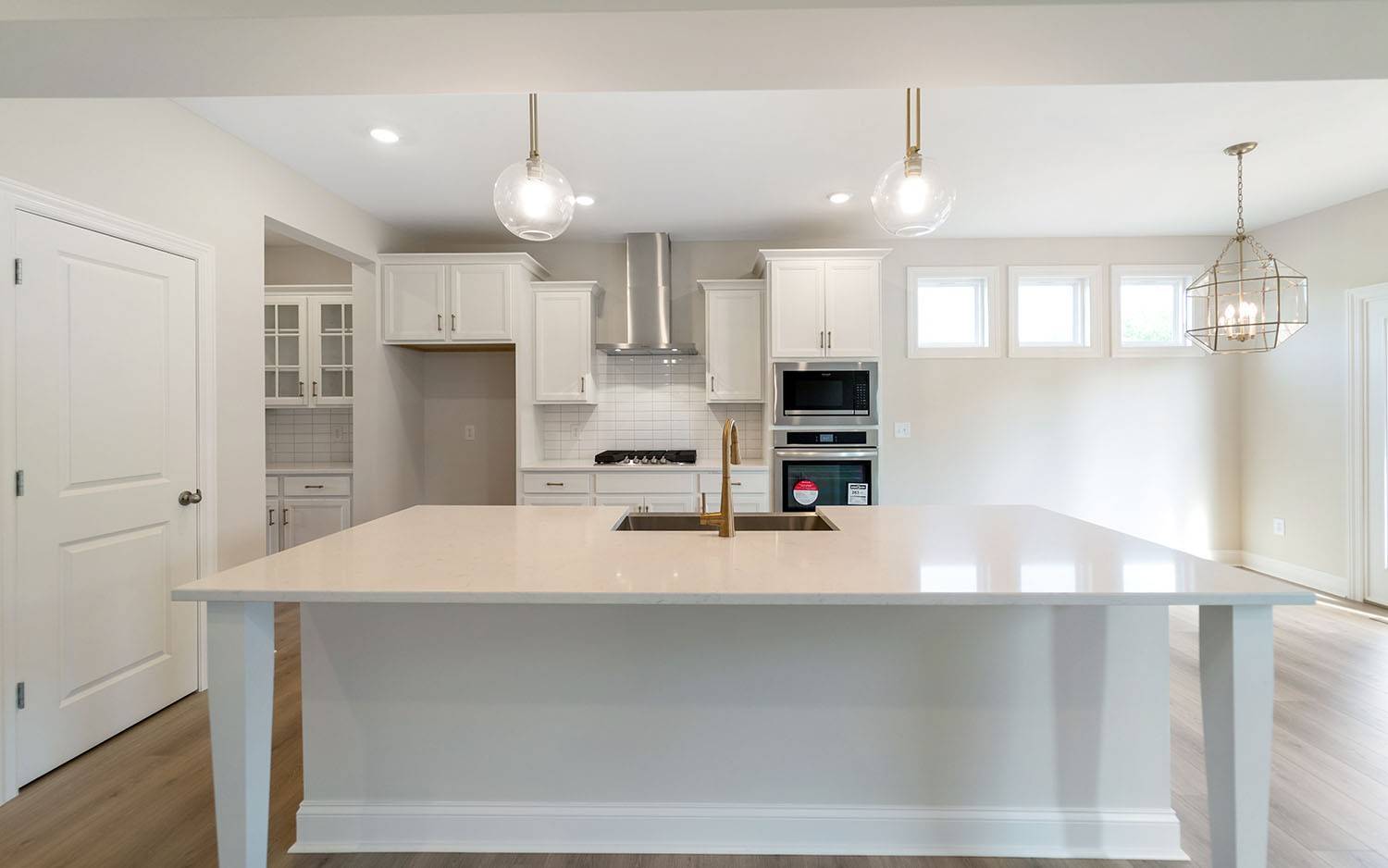 White House, TN 37188,345 Patana