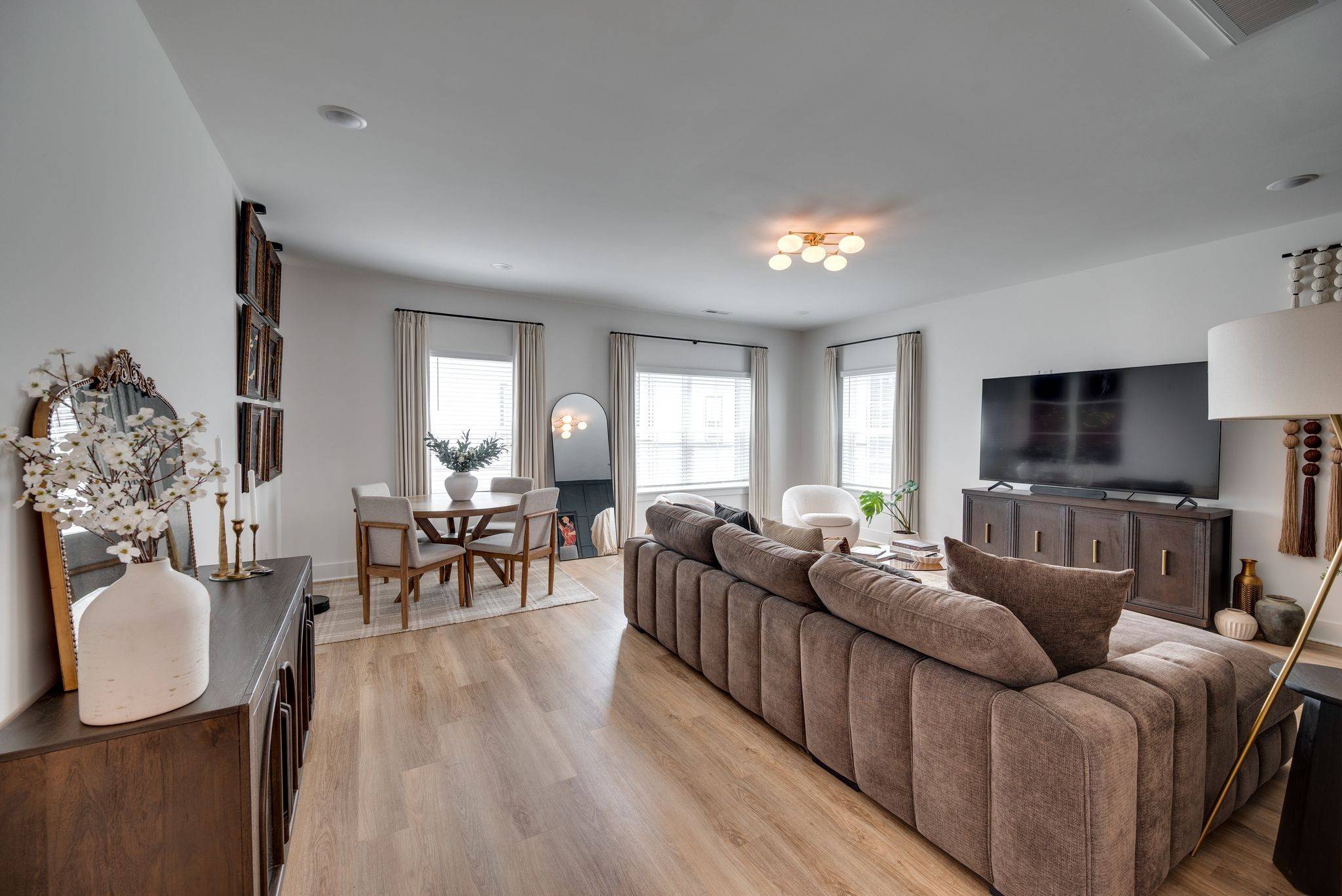 Madison, TN 37115,700 N DuPont Ave #221