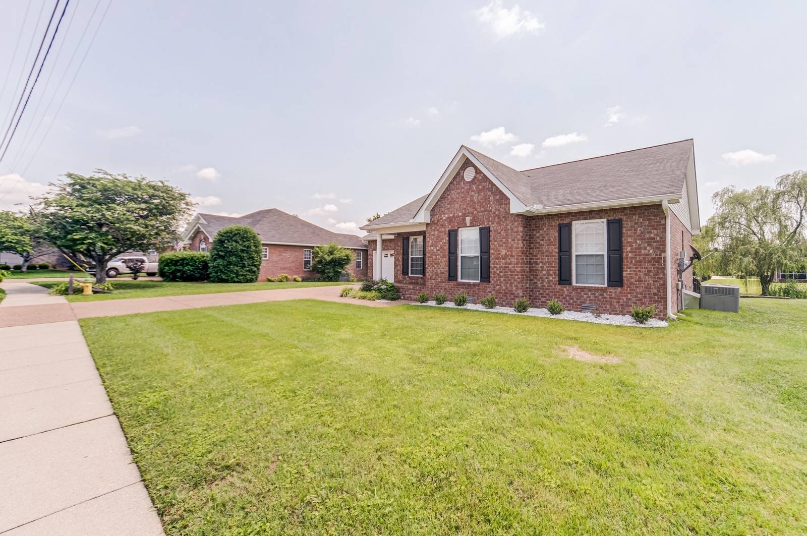 Gallatin, TN 37066,177 Hedgeway Ct