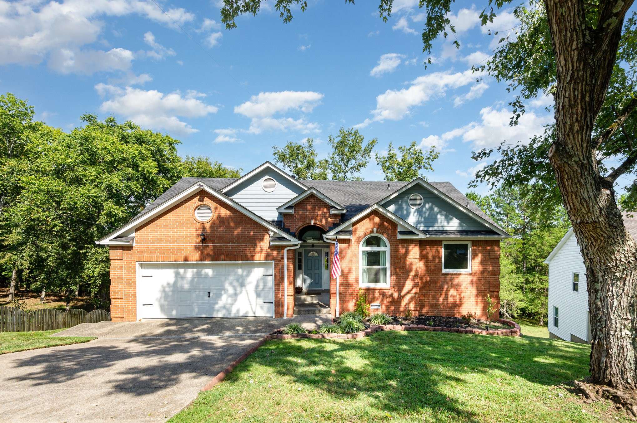 Hermitage, TN 37076,4516 Raccoon Trl