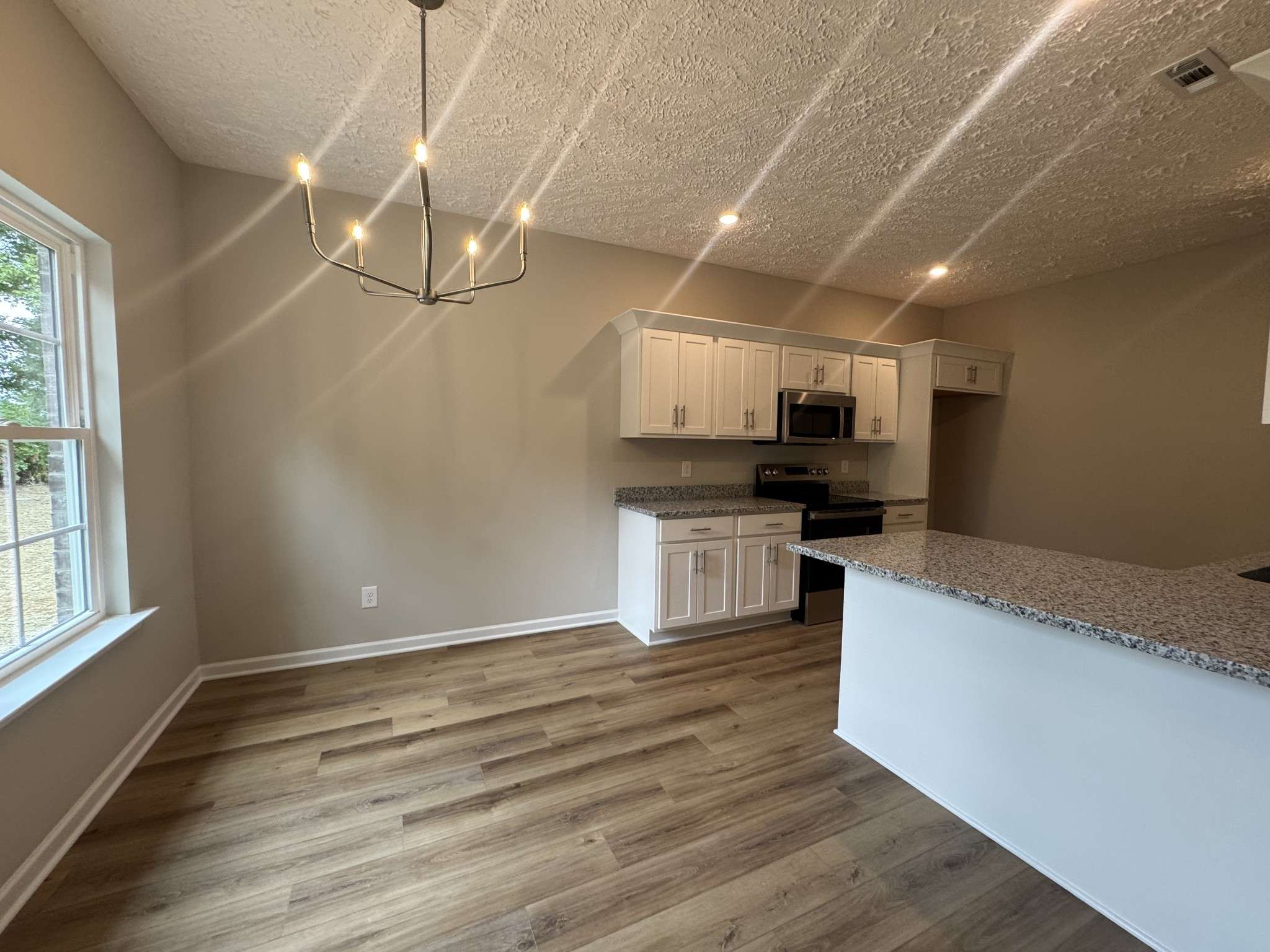 Manchester, TN 37355,69 Laurel View St