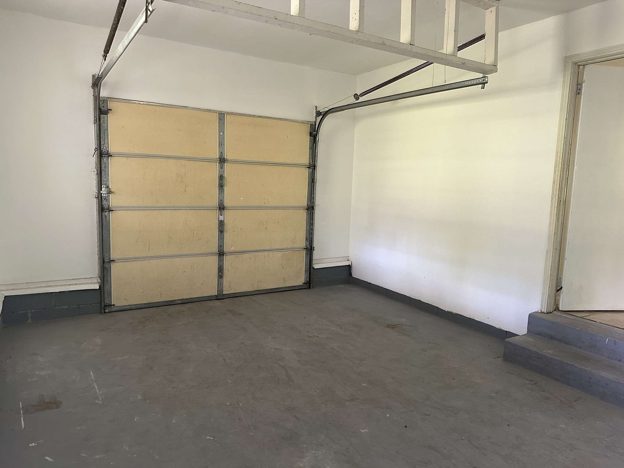 Erin, TN 37061,370 Wolfe Blvd