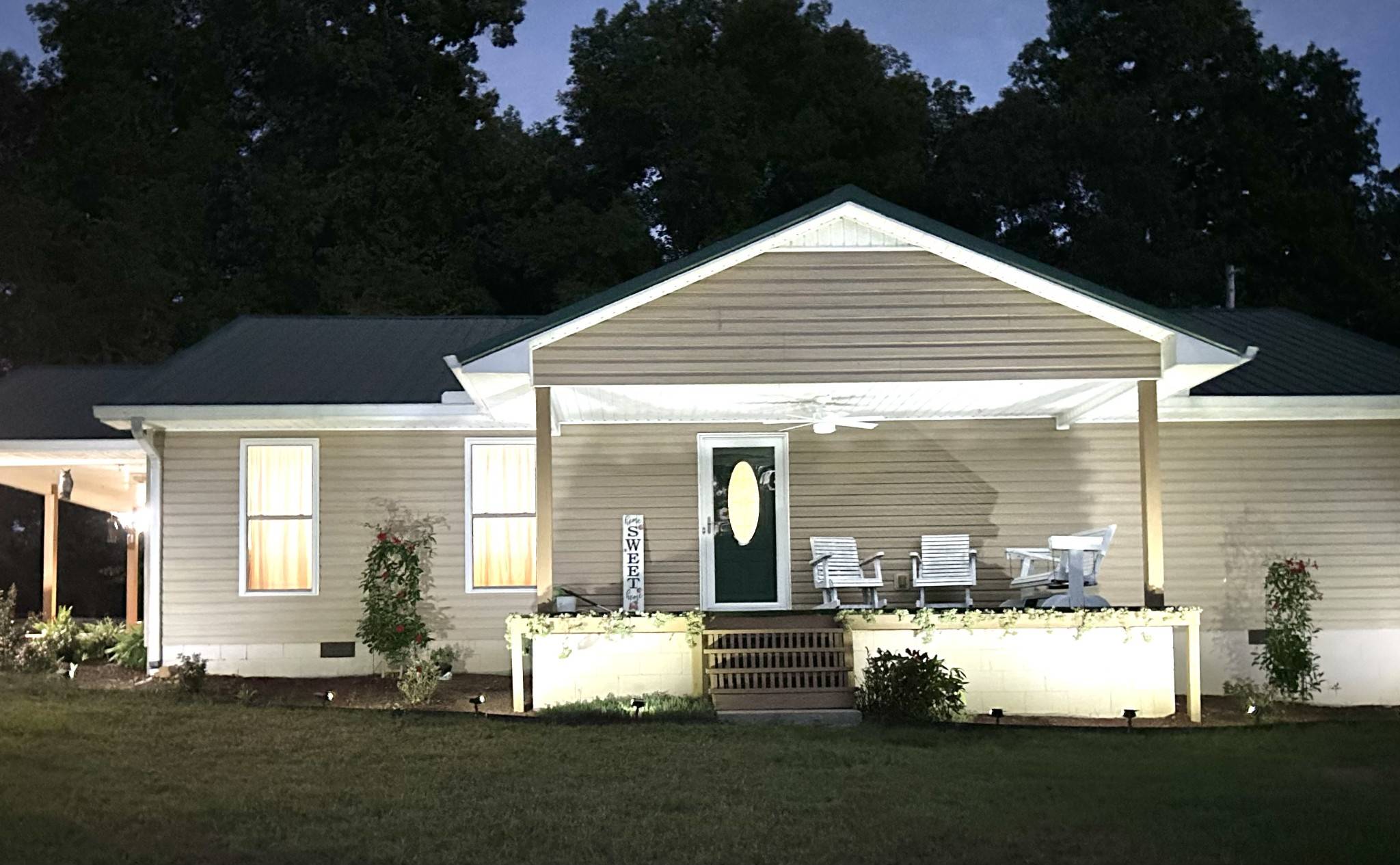 Cumberland City, TN 37050,2208 Highway 46