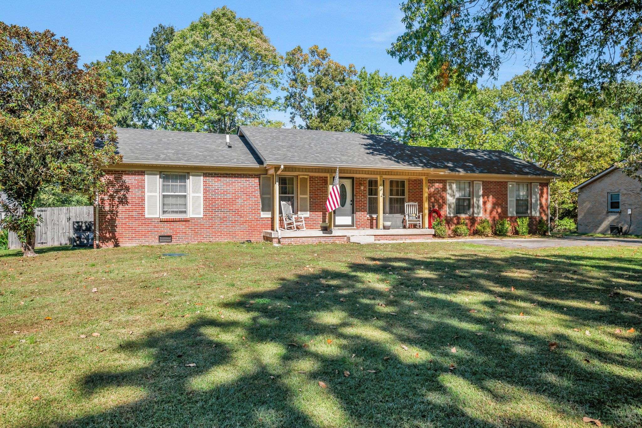 Dickson, TN 37055,118 Ravenwood Cir