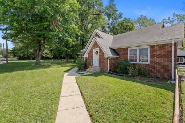 Tullahoma, TN 37388,808 E Lincoln St