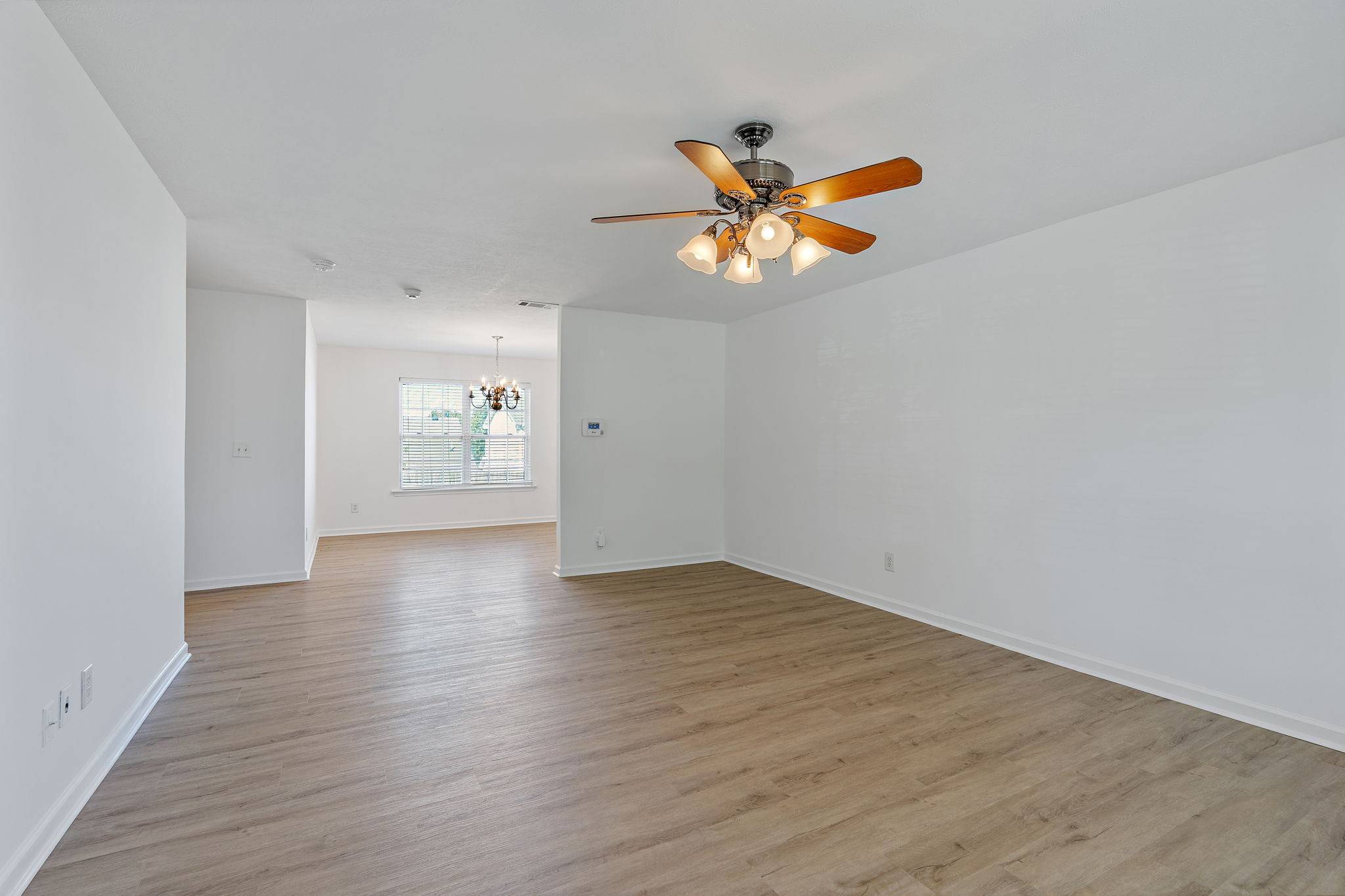 La Vergne, TN 37086,221 Quiet Ln