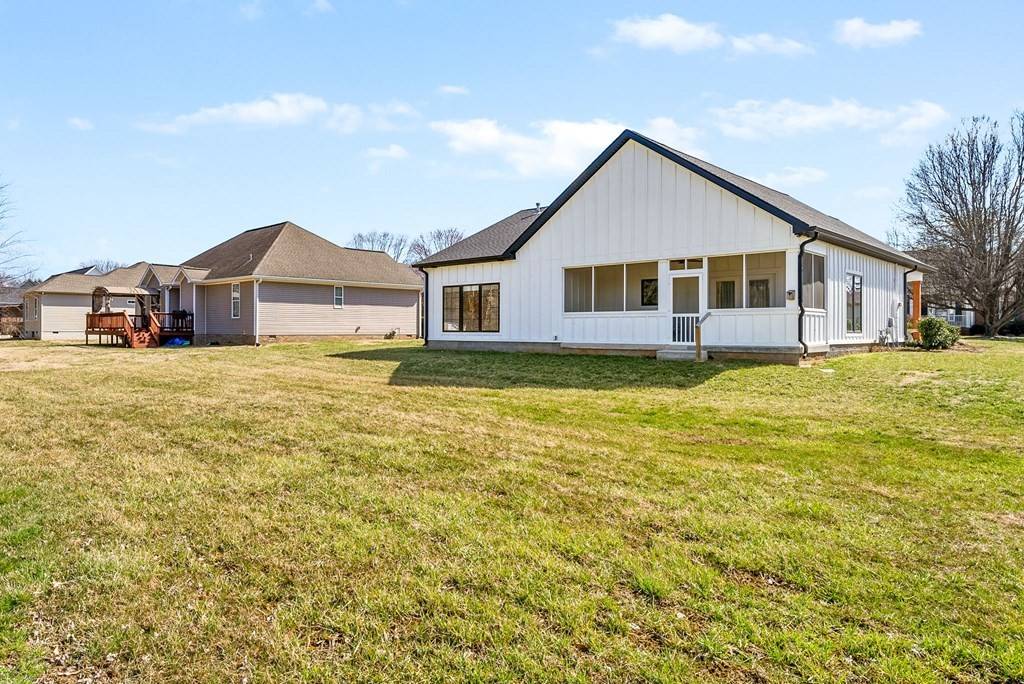Hopkinsville, KY 42240,398 Irish Cir