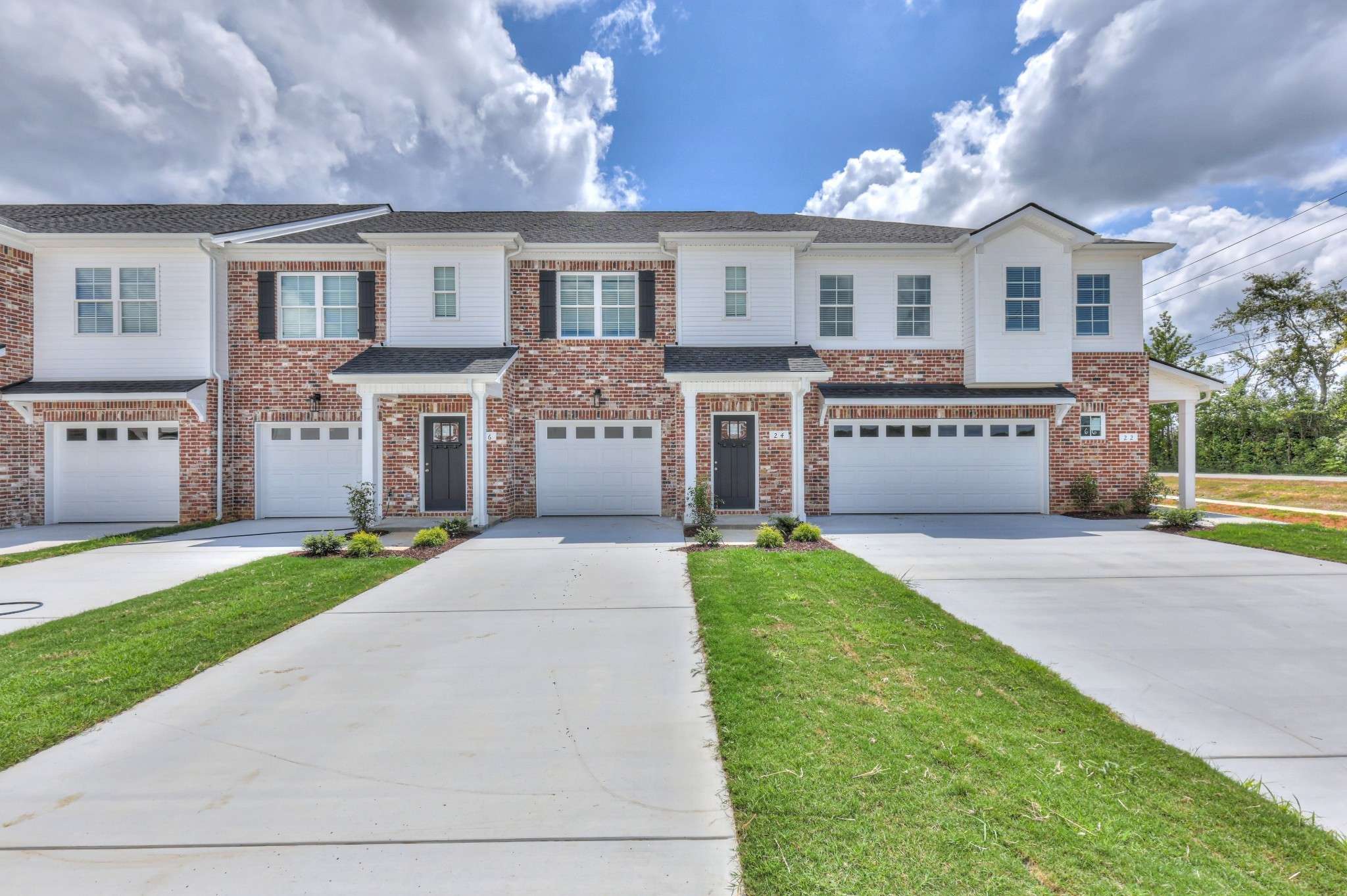 Tullahoma, TN 37388,29 Hardwood Rd