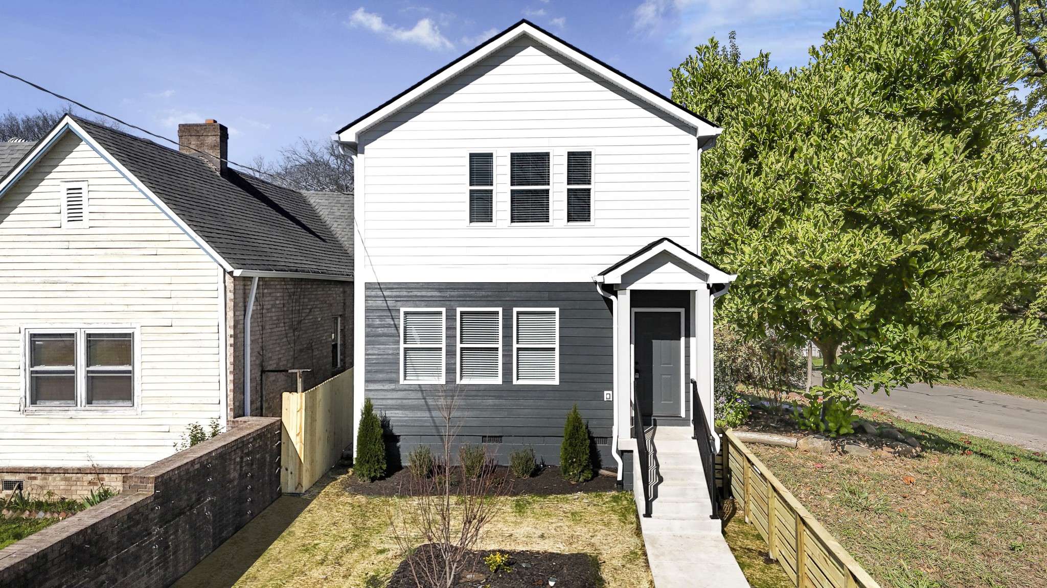 Nashville, TN 37210,86 Maury St