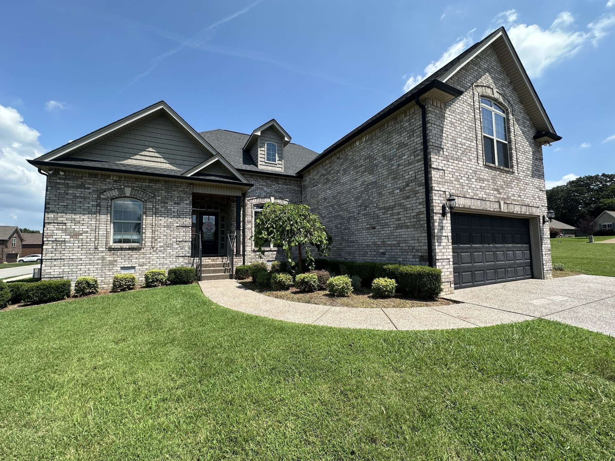 White House, TN 37188,201 Sheffield Dr