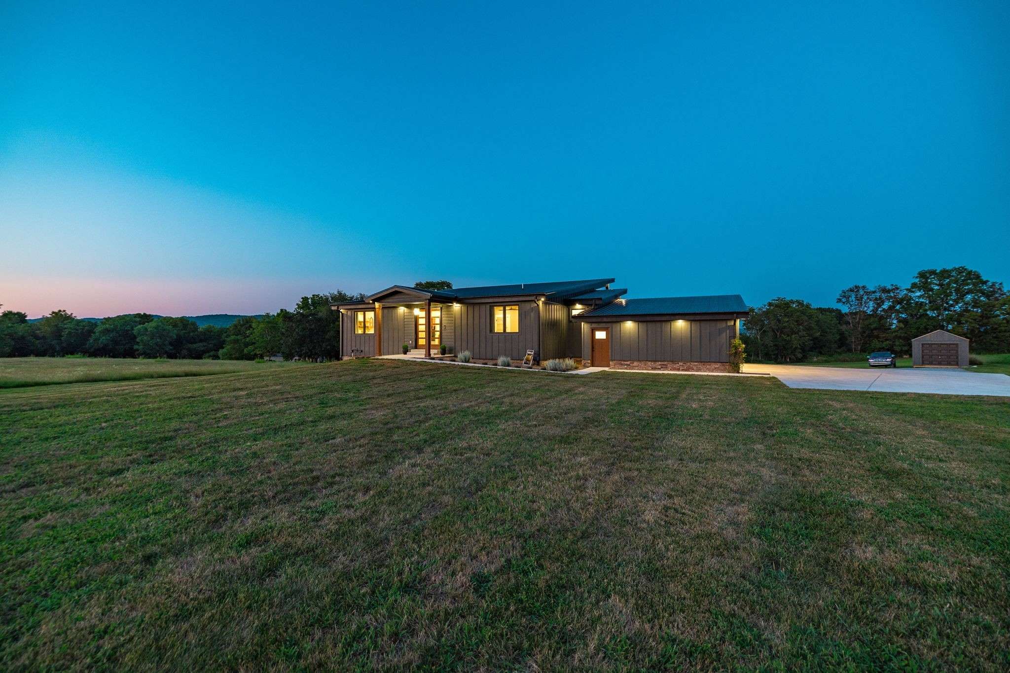 Gallatin, TN 37066,303 S Dry Fork Rd