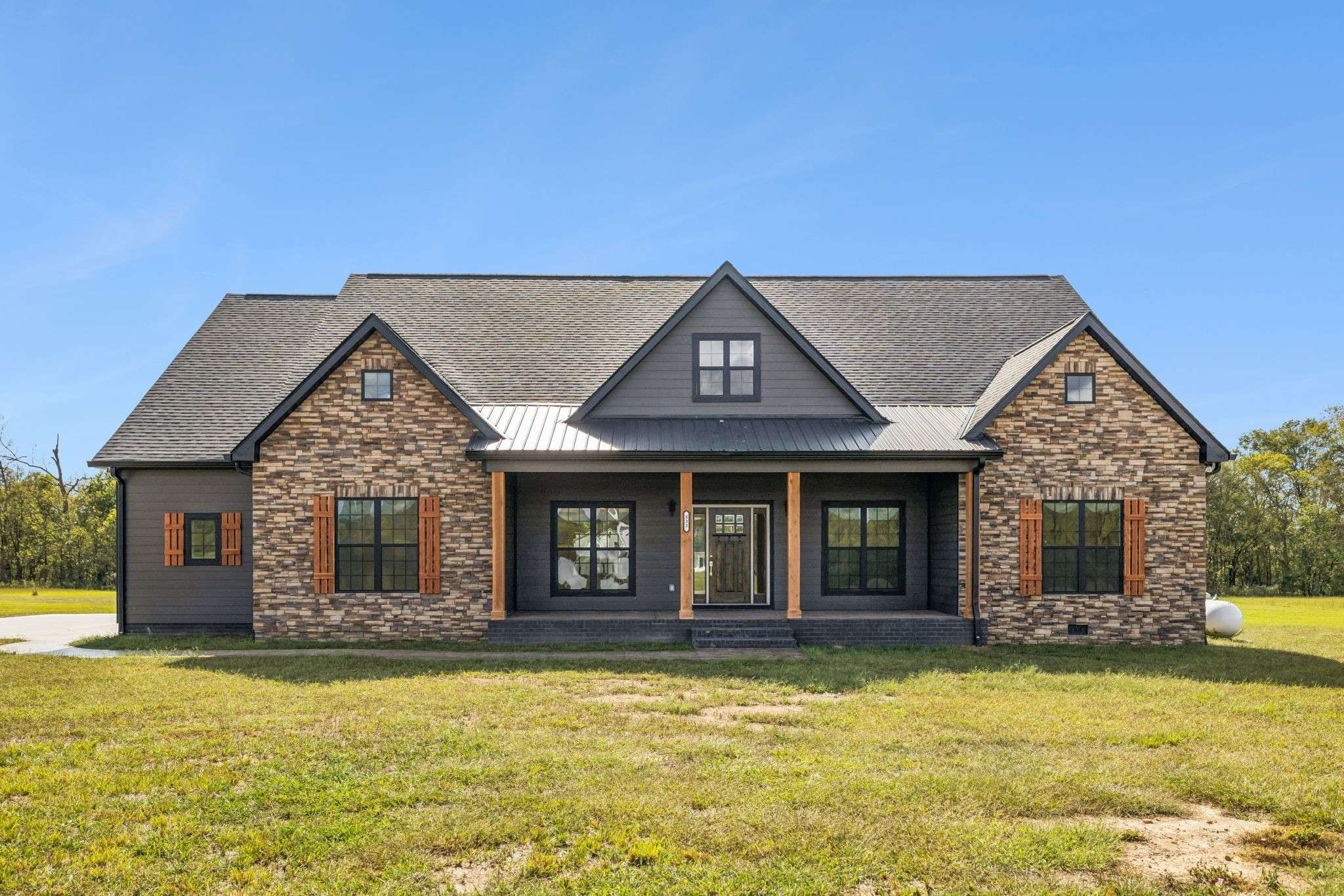 Bethpage, TN 37022,533 Suzanne Way