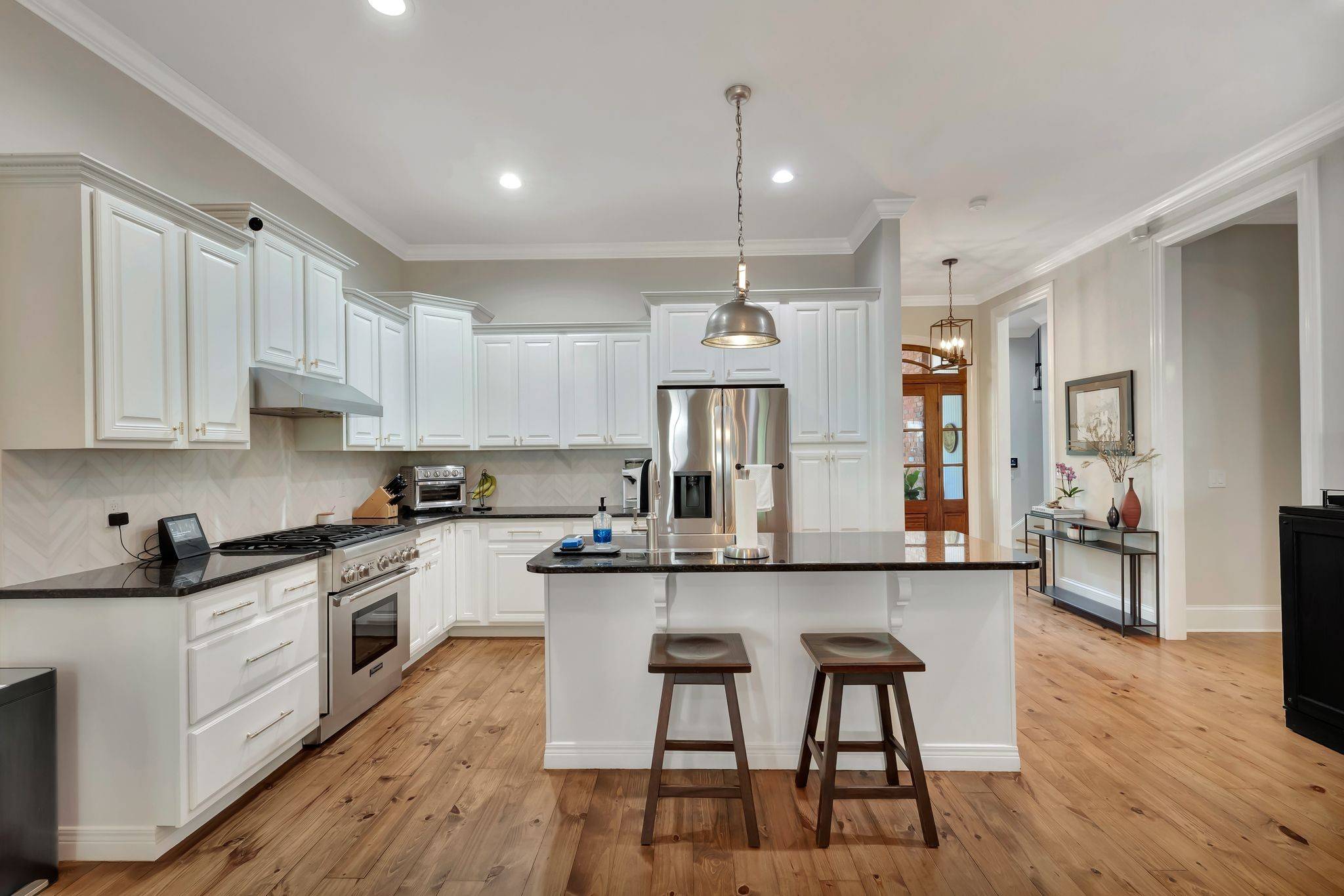 Nashville, TN 37205,5904 Old Harding Pike