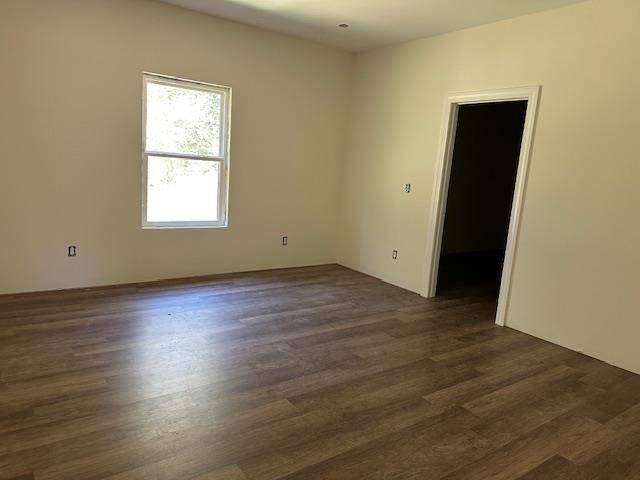 Adamsville, TN 38310,305 CHARIOT LN