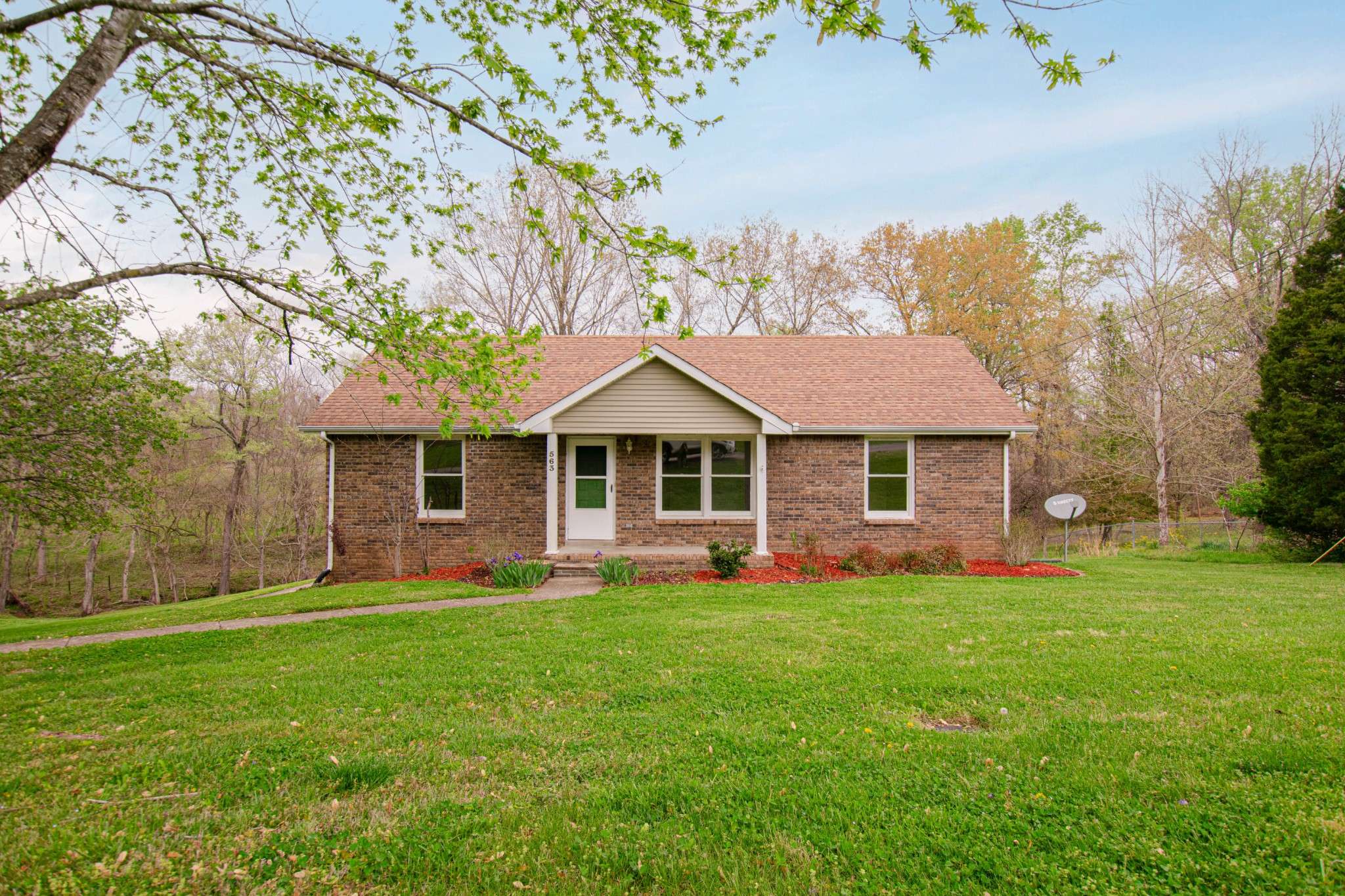 Clarksville, TN 37040,563 Briarwood Drive