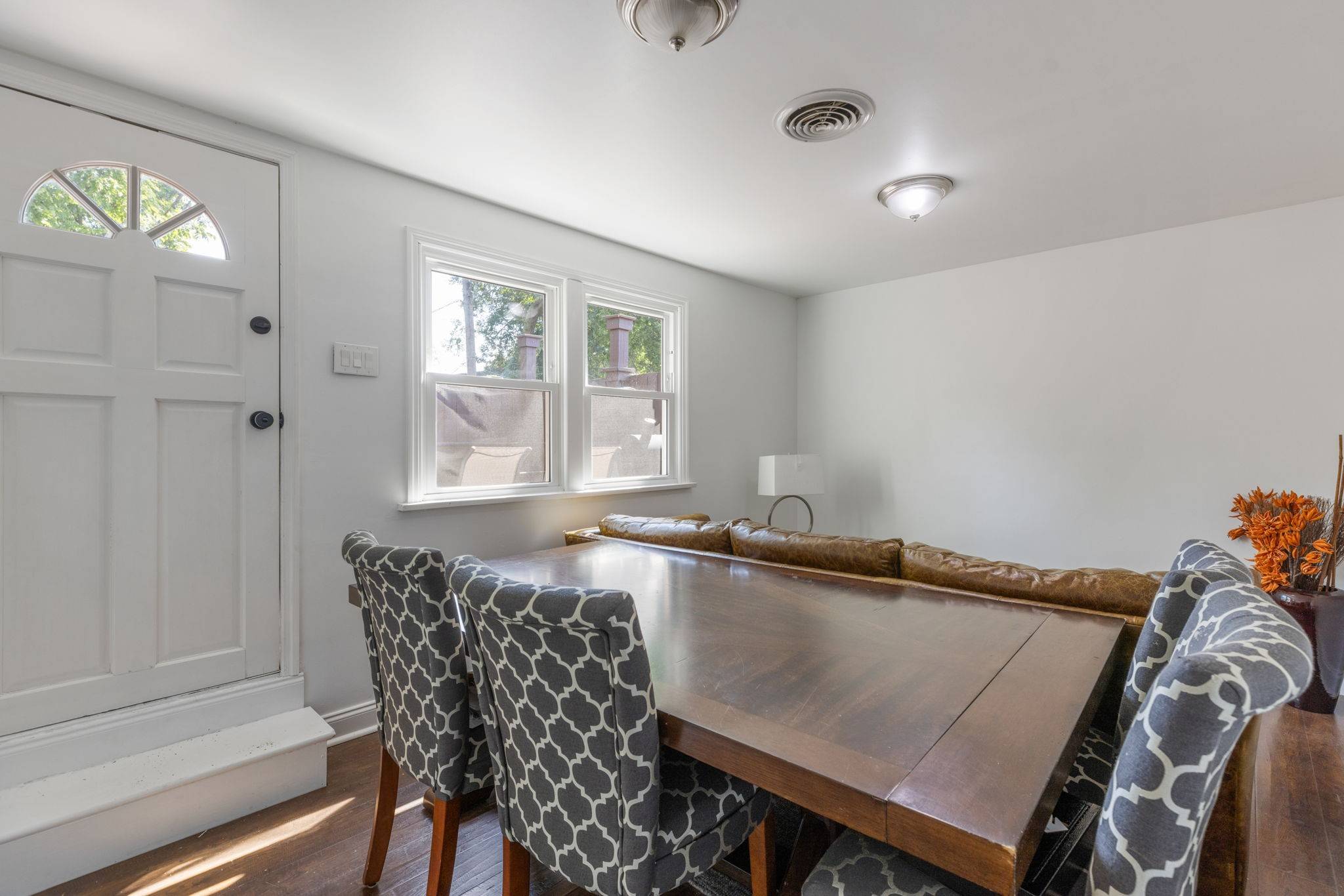 Nashville, TN 37205,302 Elmington Ave