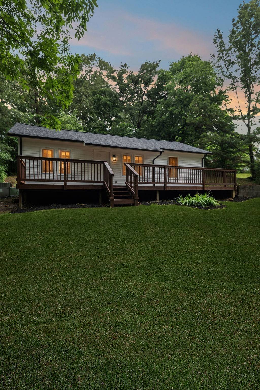 Ashland City, TN 37015,137 Stratton Blvd