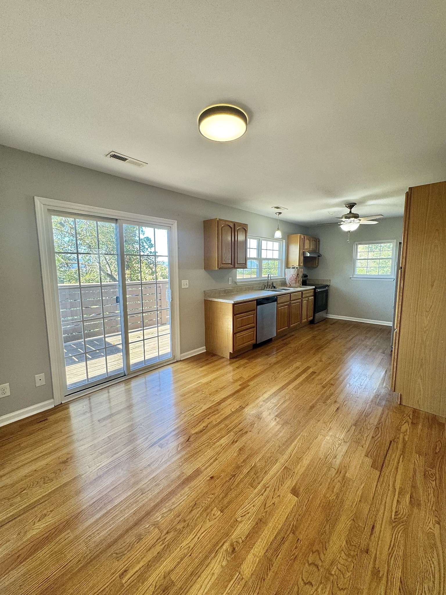 Chattanooga, TN 37404,3033 Westside Dr