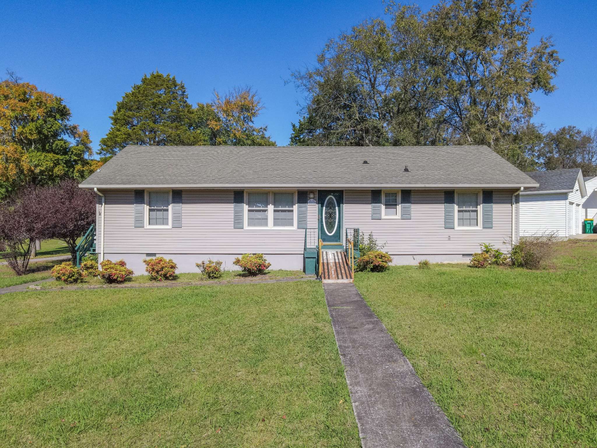 Lewisburg, TN 37091,330 Hickory Cir