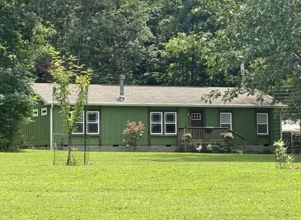 White House, TN 37188,1936 Highway 31 #W