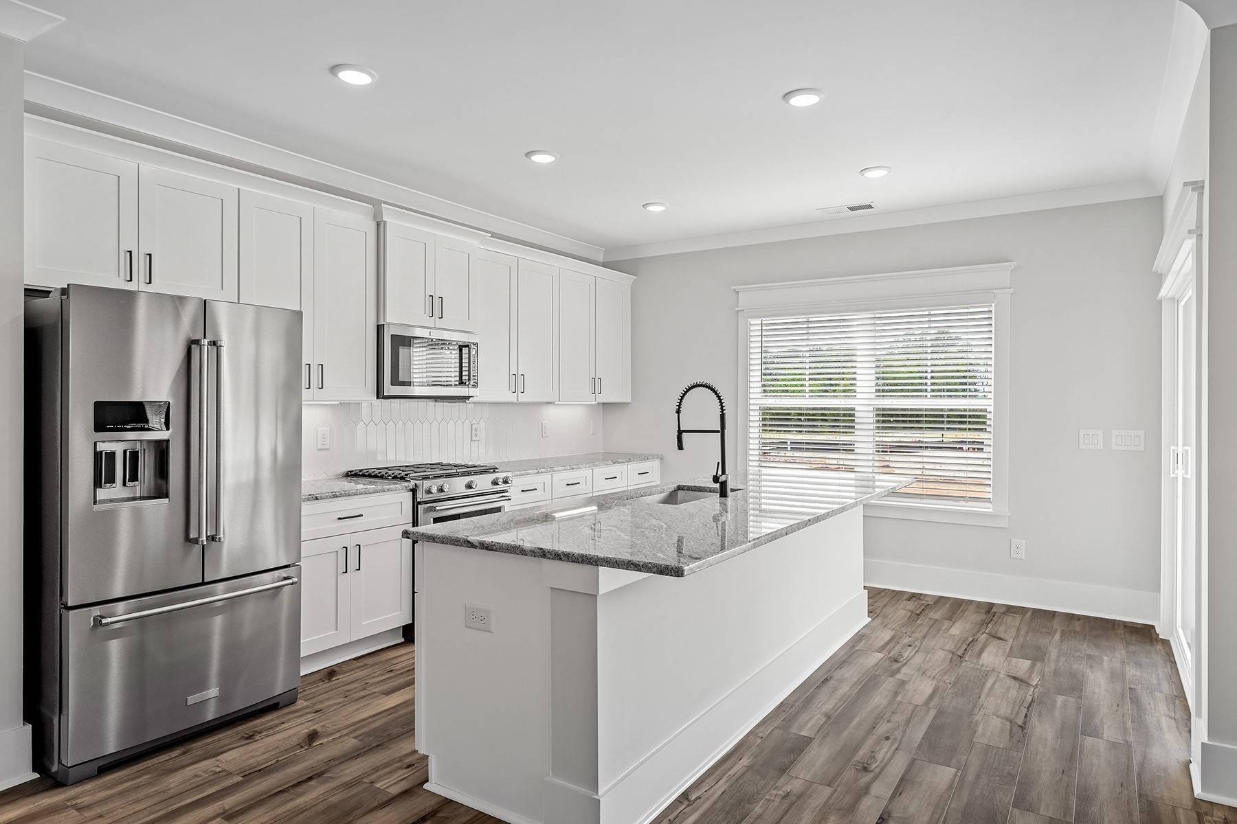 White House, TN 37188,517 Kingwood Lane