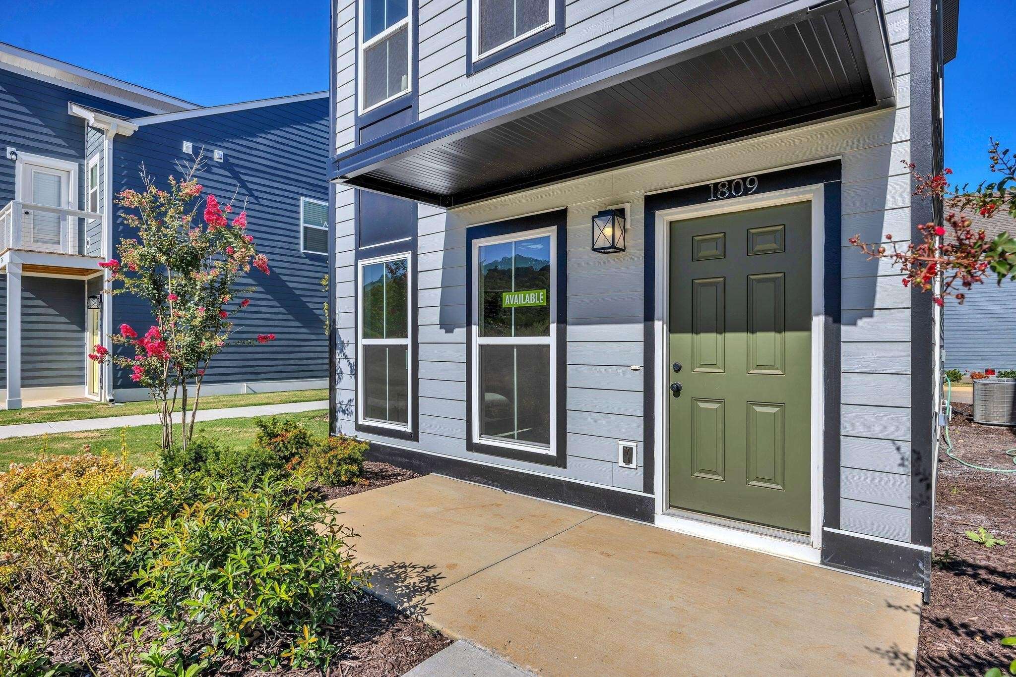 Chattanooga, TN 37404,1809 Cotton Way