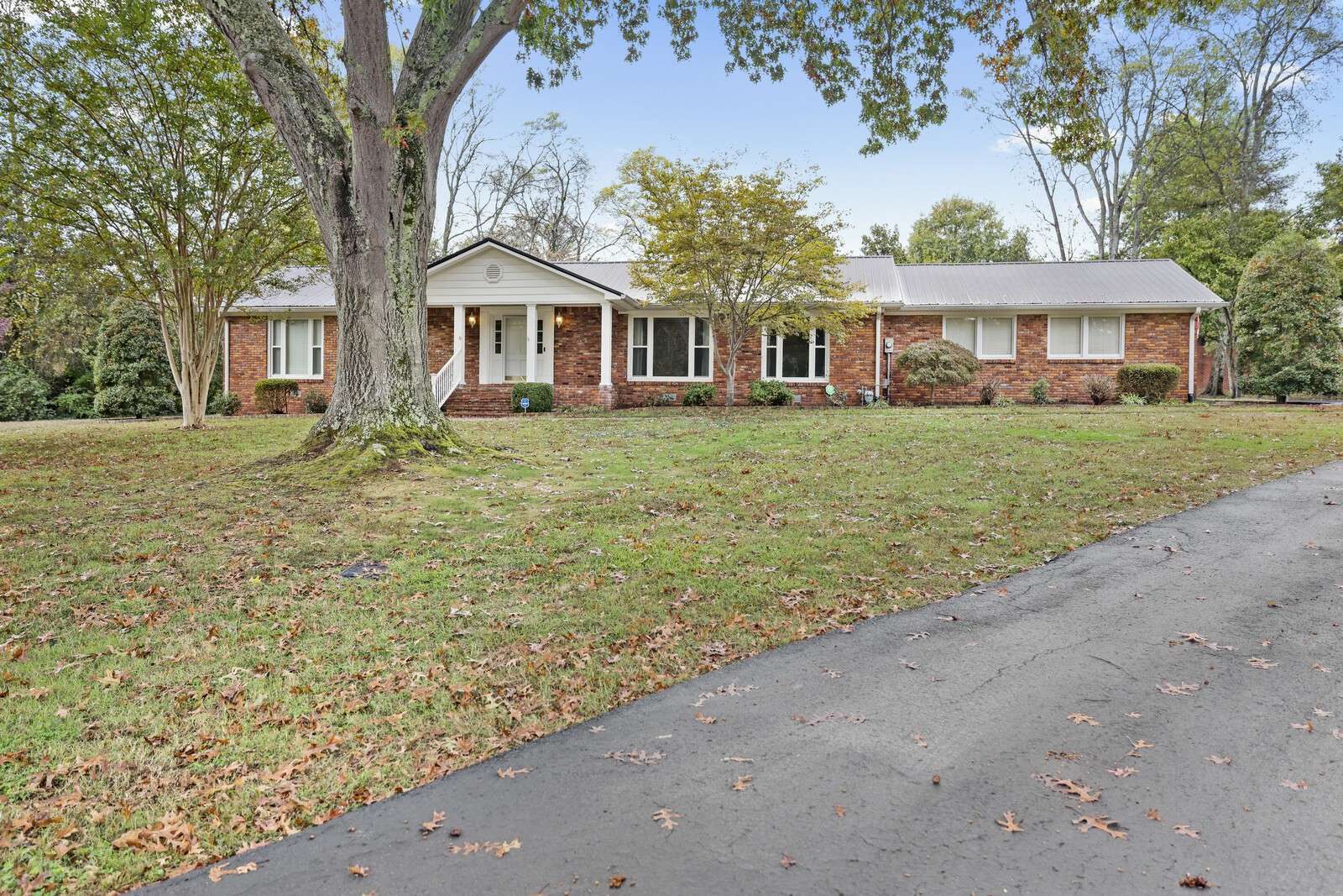 Gallatin, TN 37066,1124 Moss Cir