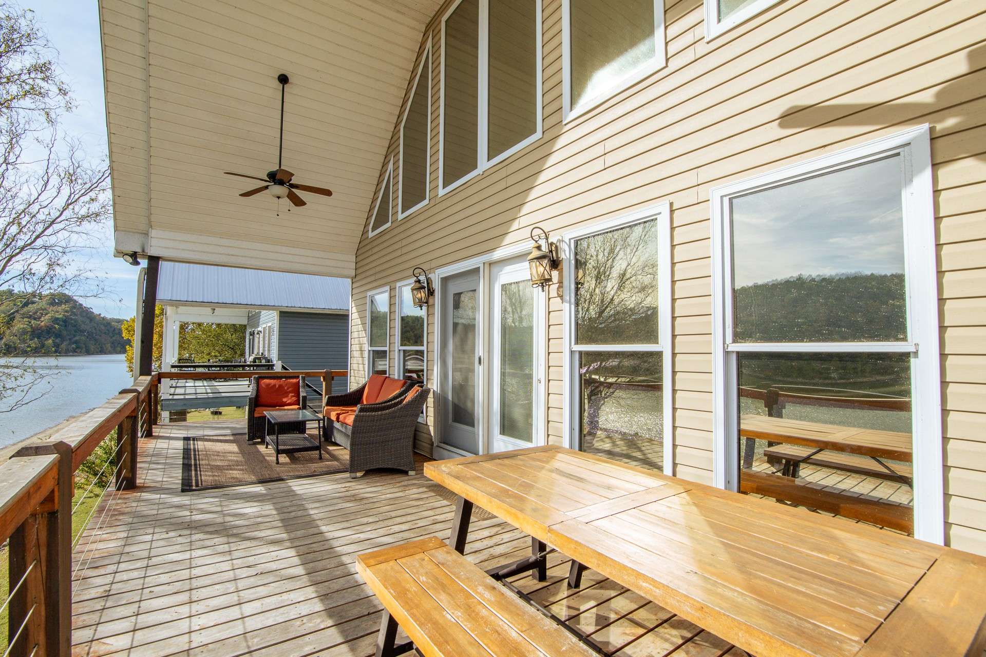 Decaturville, TN 38329,1040 Whites Creek Ln