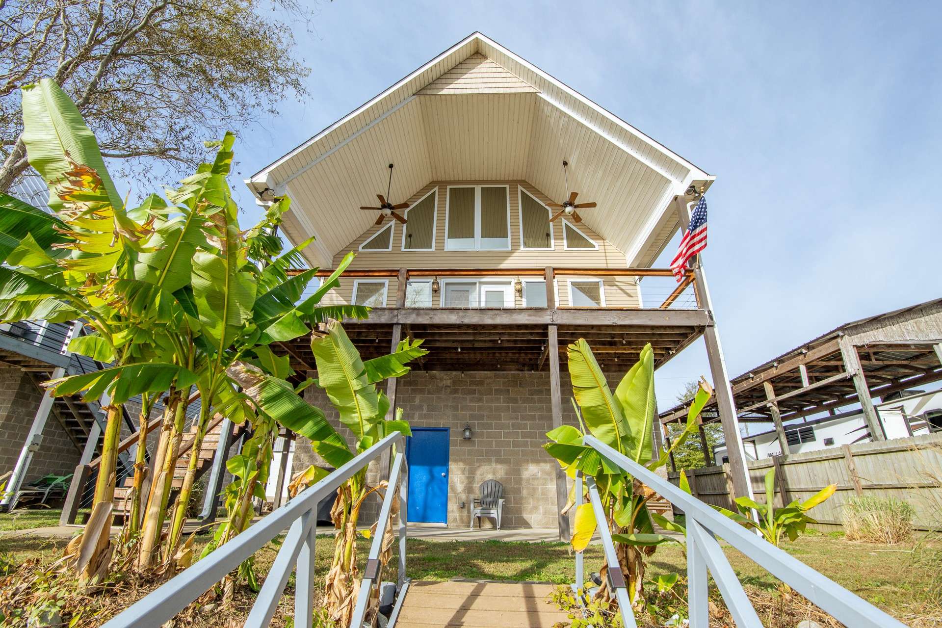 Decaturville, TN 38329,1040 Whites Creek Ln