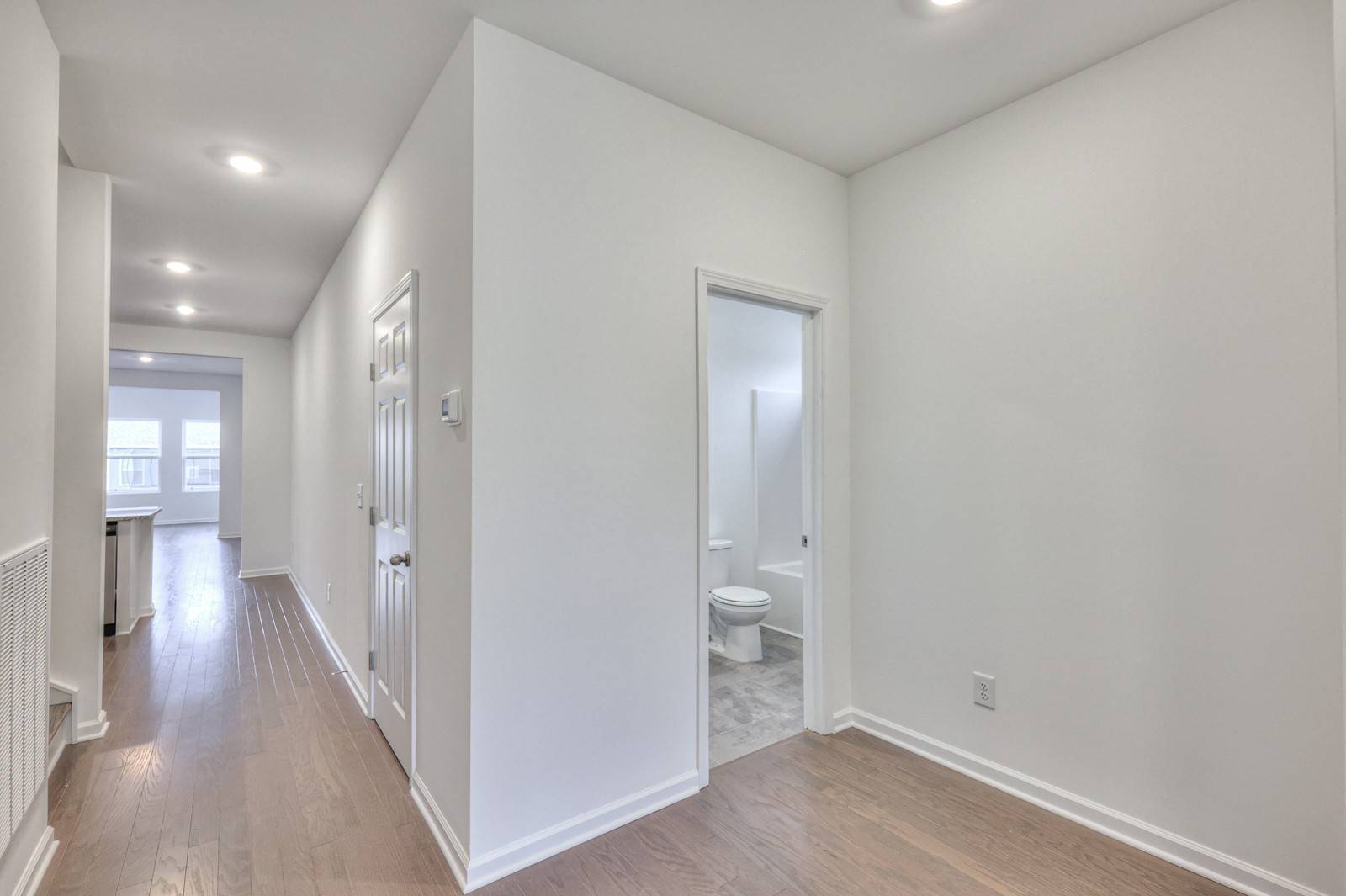 White House, TN 37188,1650 Yuma Lane