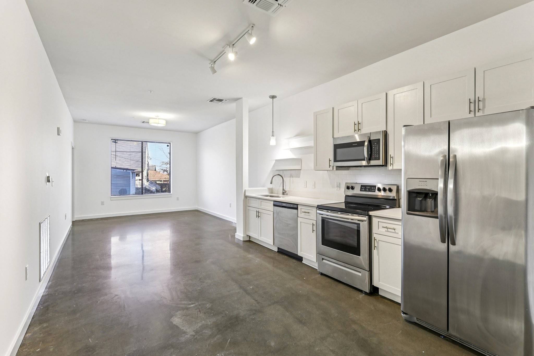 Nashville, TN 37203,1900 12th Ave #S #205